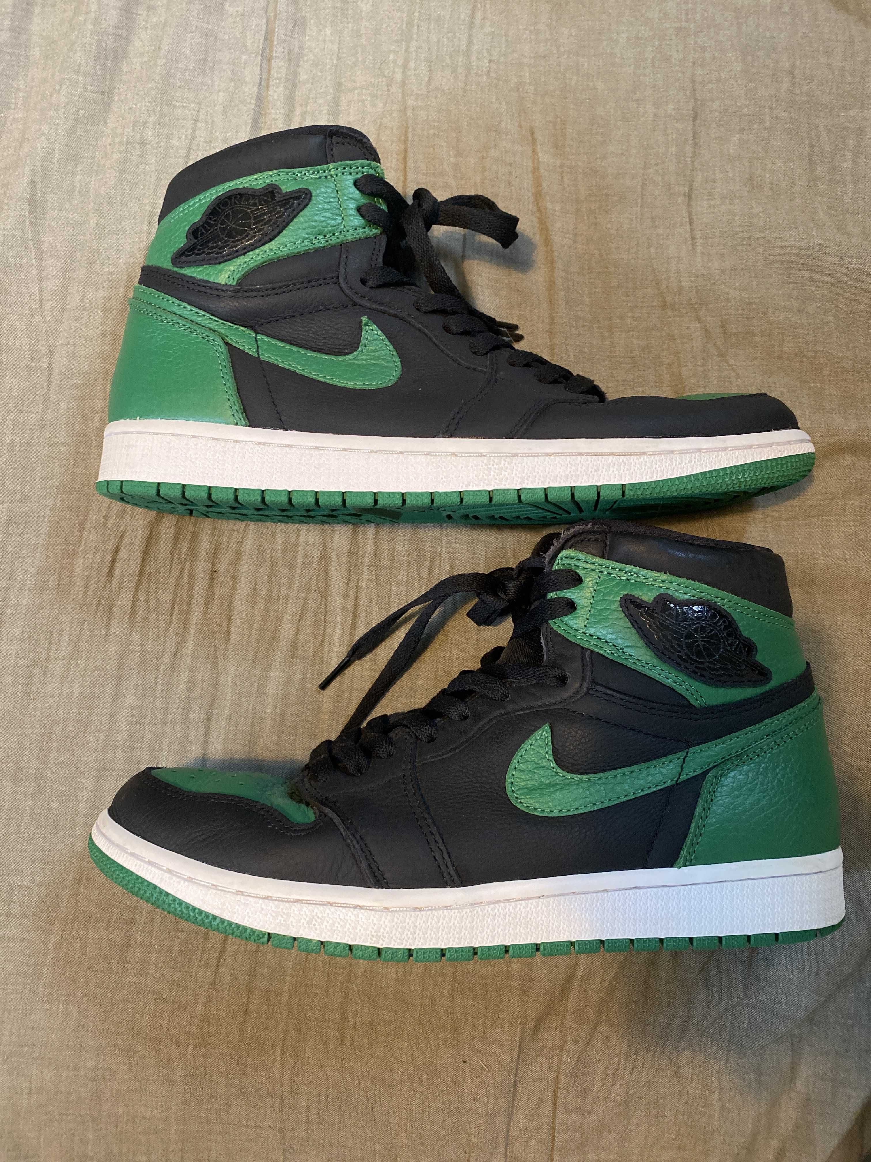 Nike Air Jordan 1 Retro High OG "Black/Pine Green" (2020)      
