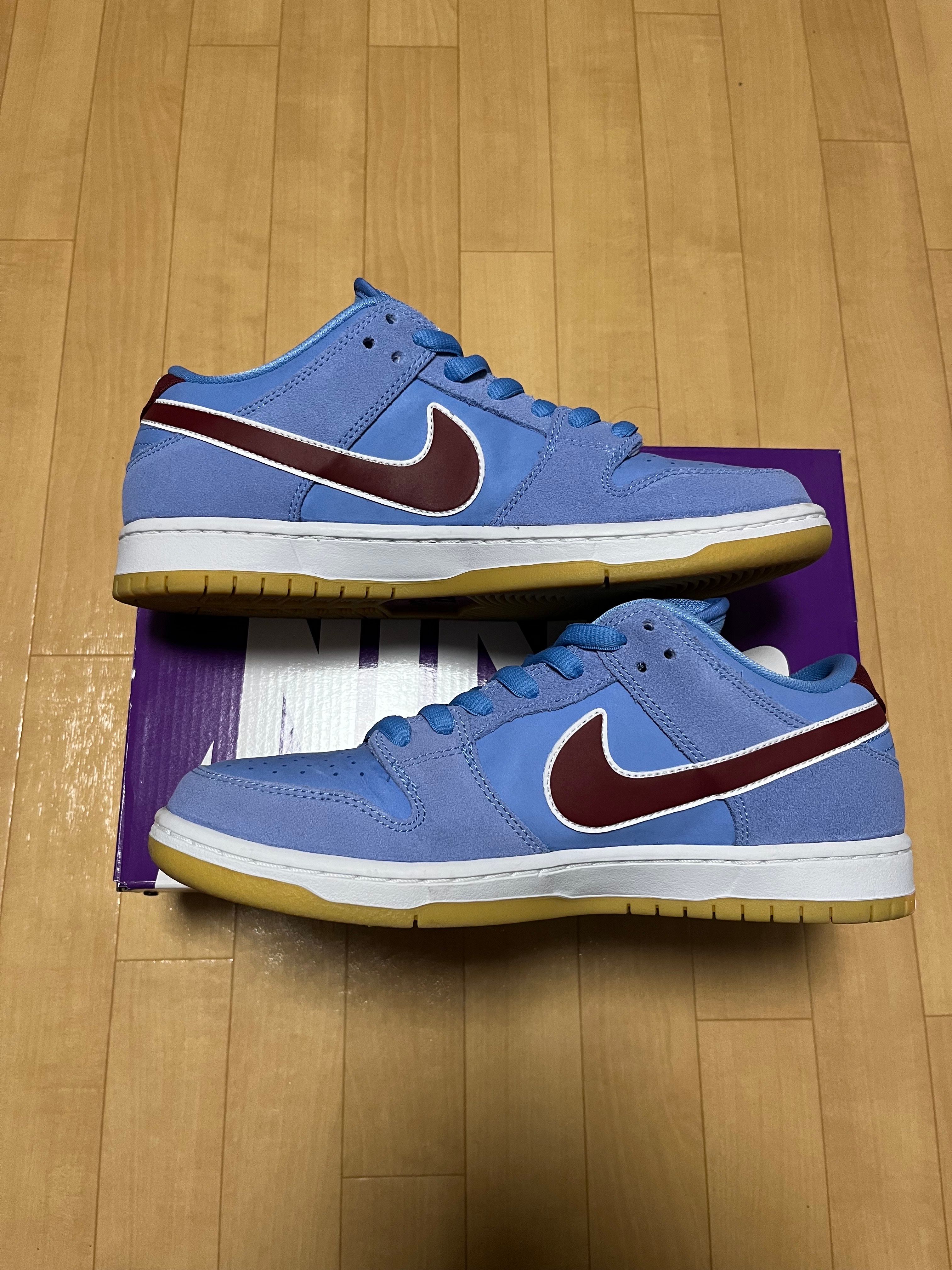 Nike SB Dunk Low Pro "Philadelphia Phillies/Valor Blue and Team Maroon"