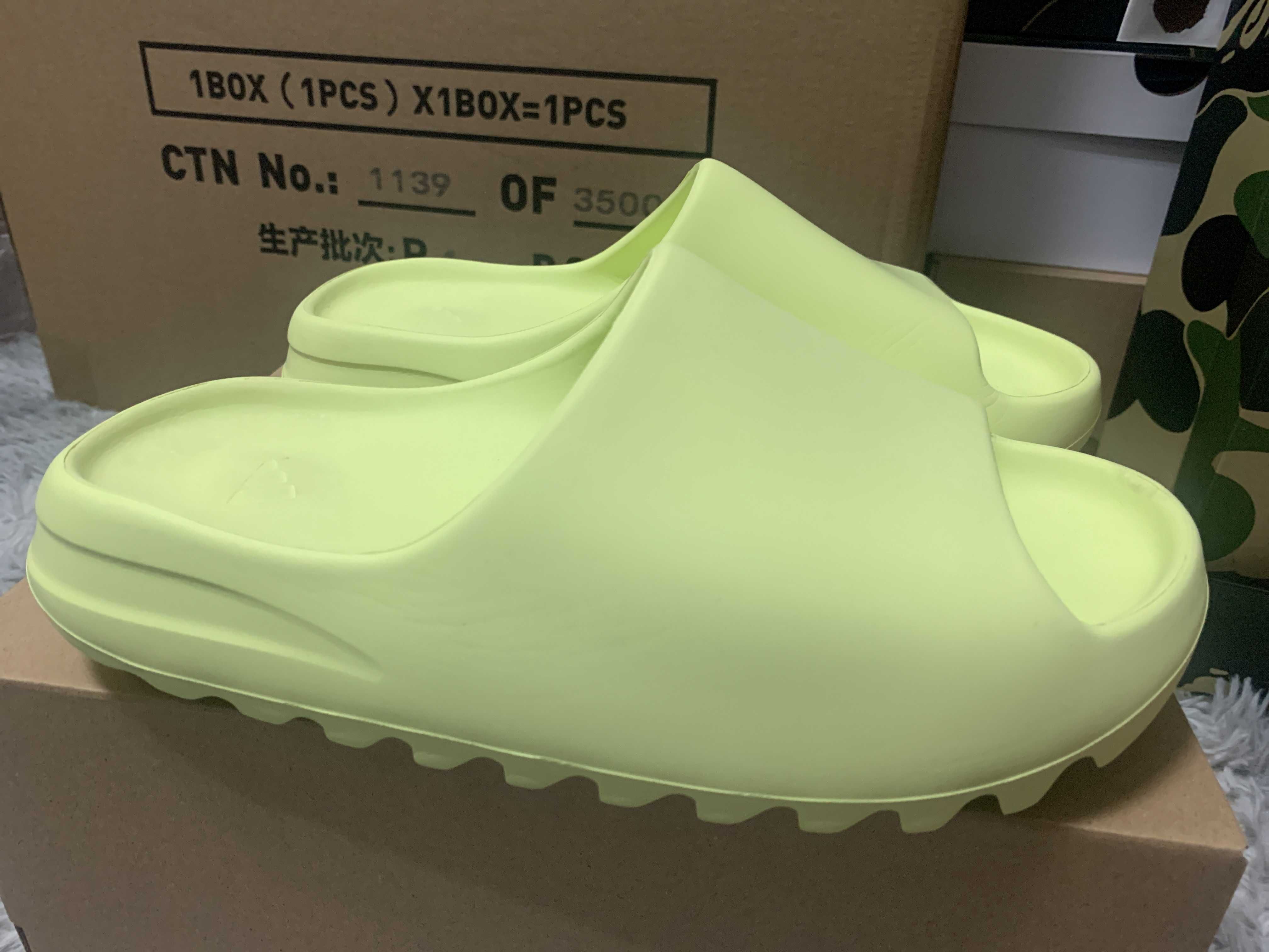 adidas YEEZY Slide "Glow Green"