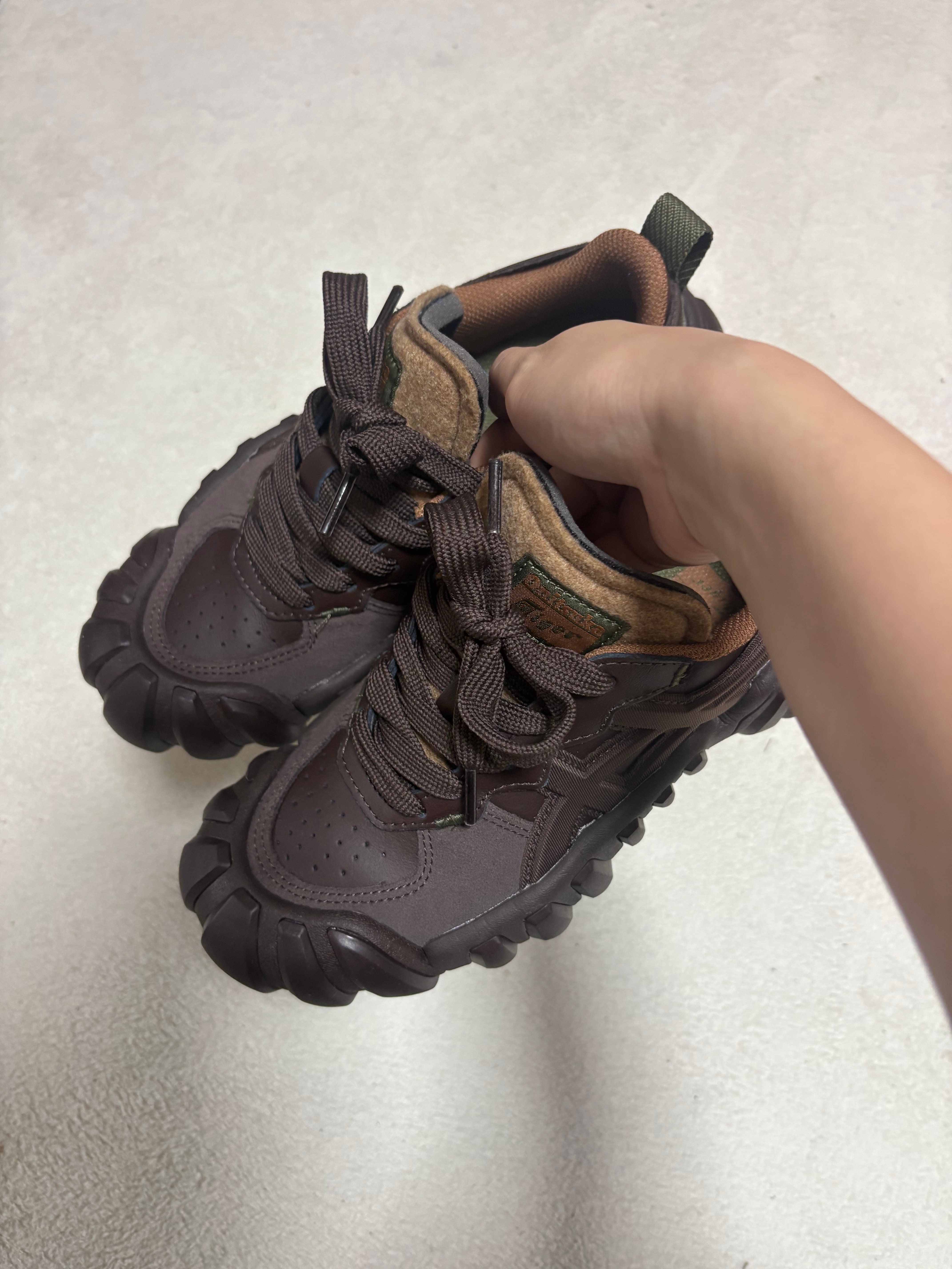 Onitsuka Tiger Tiger Dentigre LS "Licorice Brown"