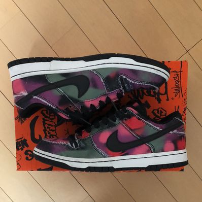 Nike Dunk Low Graffiti "Pink/Black"