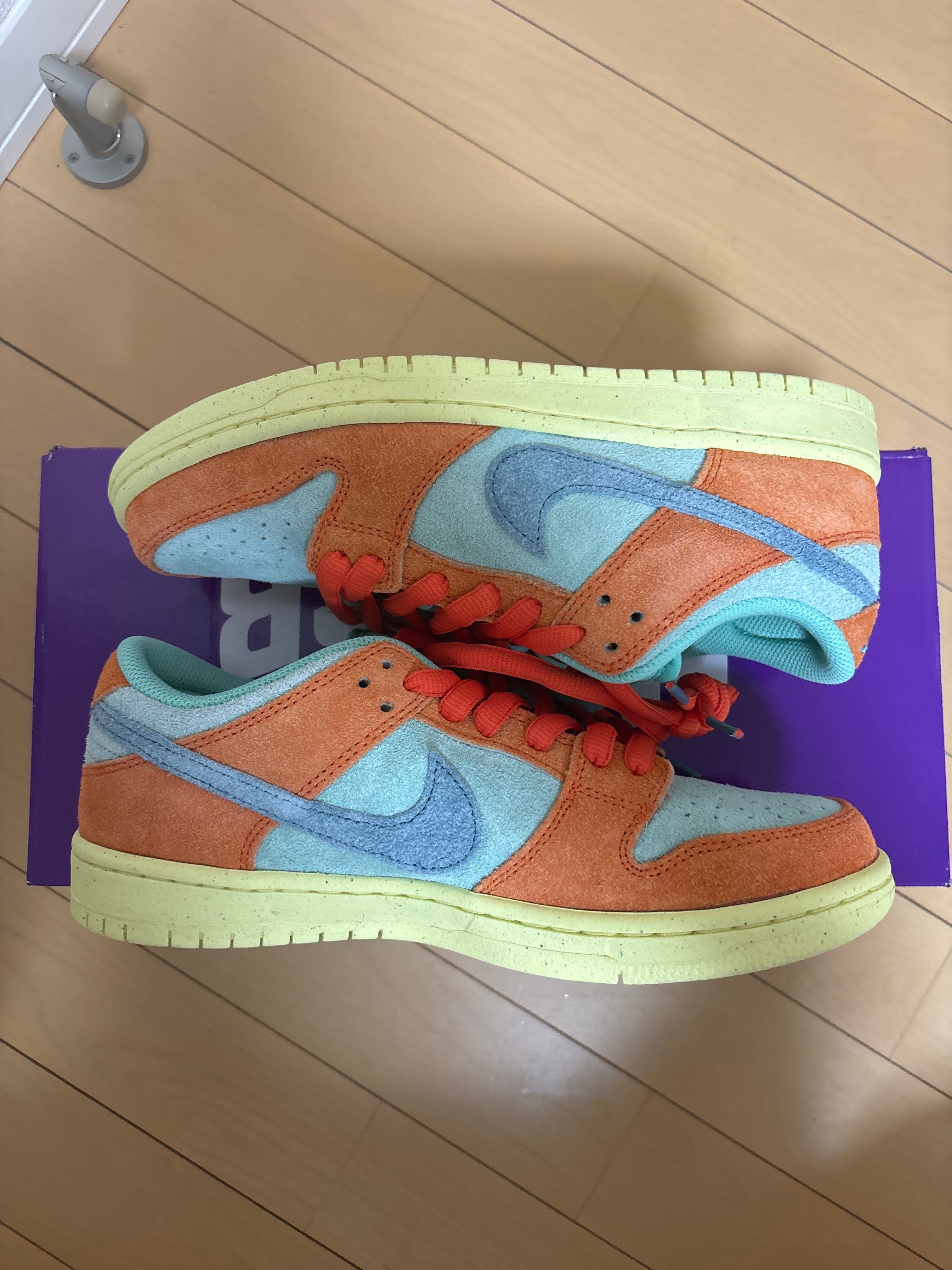 Nike SB Dunk Low Pro PRM "Orange and Emerald Rise"