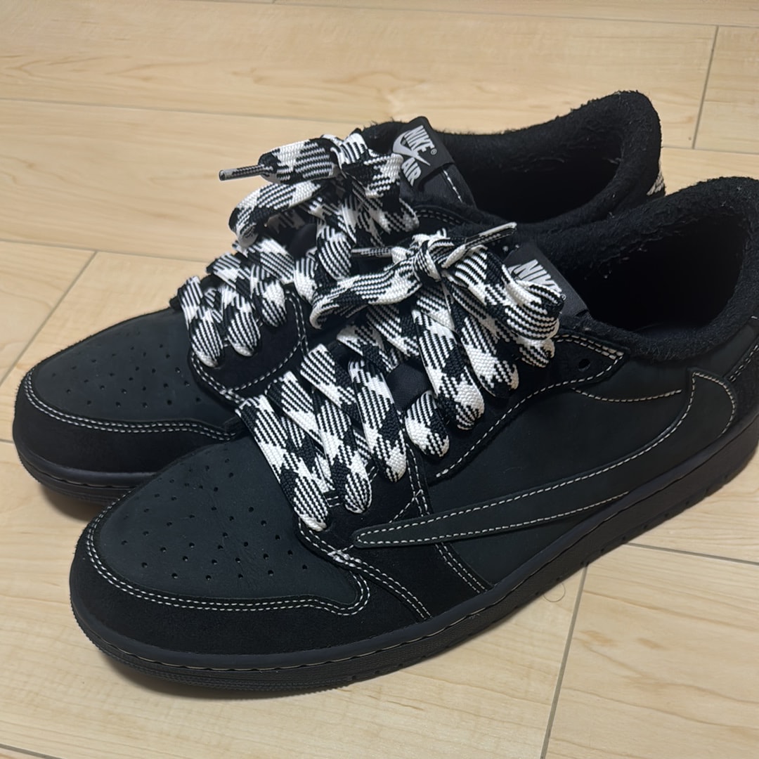 トラヴィススコット × ナイキ エアジョーダン1 ロー OG SP