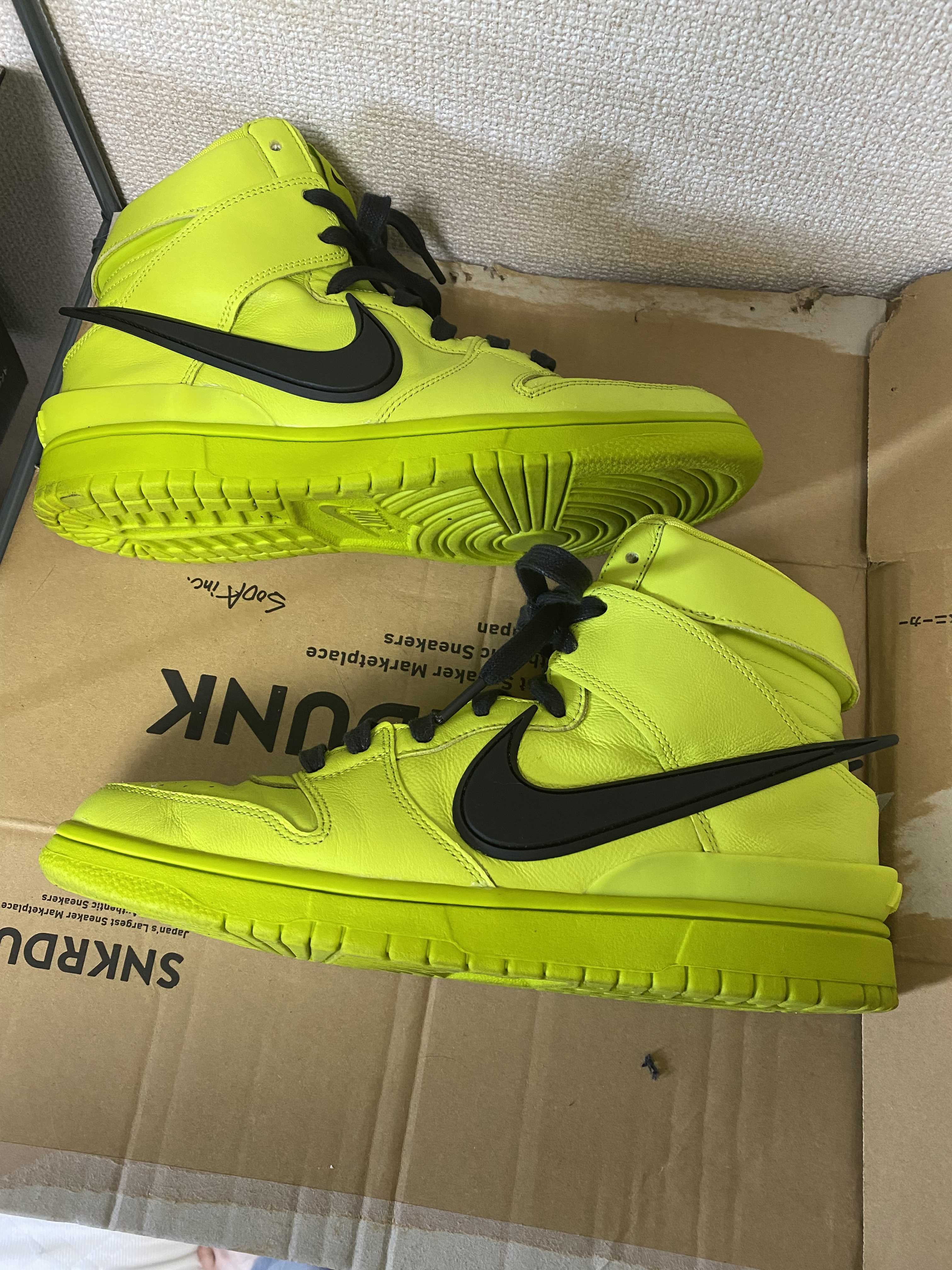 AMBUSH × NIKE DUNK HIGH "FLASH LIME"