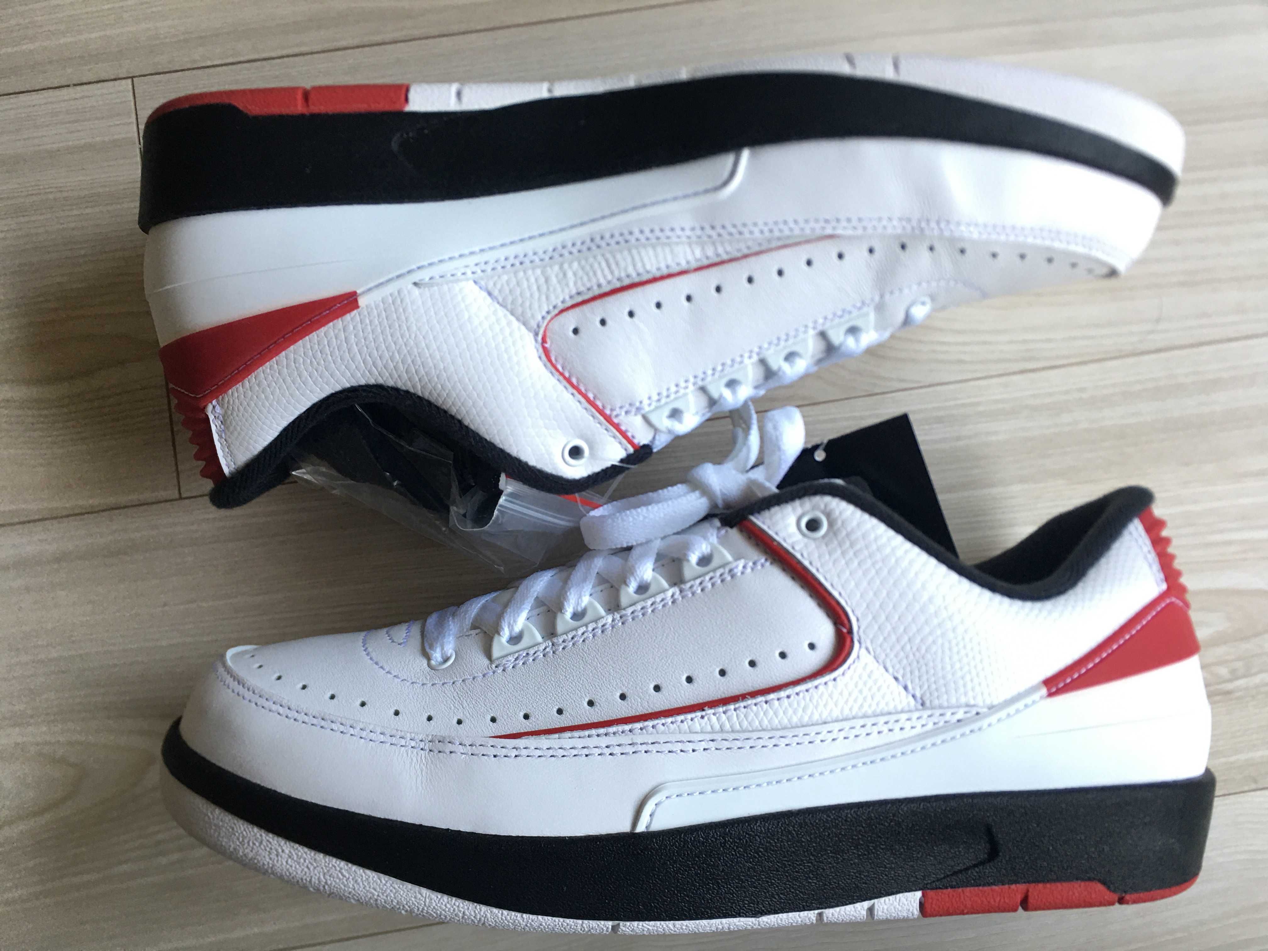 AIR JORDAN 2 RETRO LOW