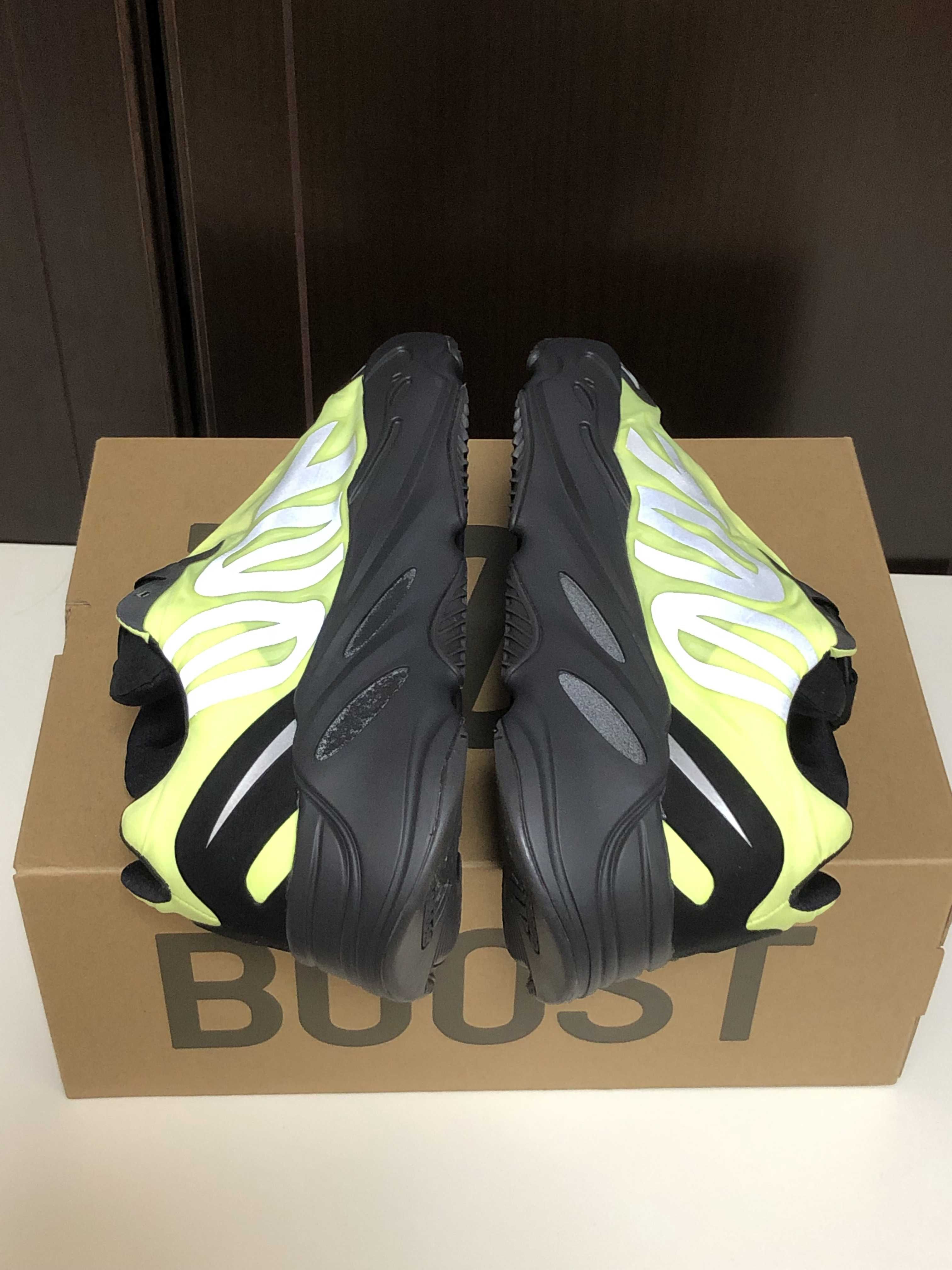 adidas Originals YEEZY Boost 700 MNVN "Phosphor"