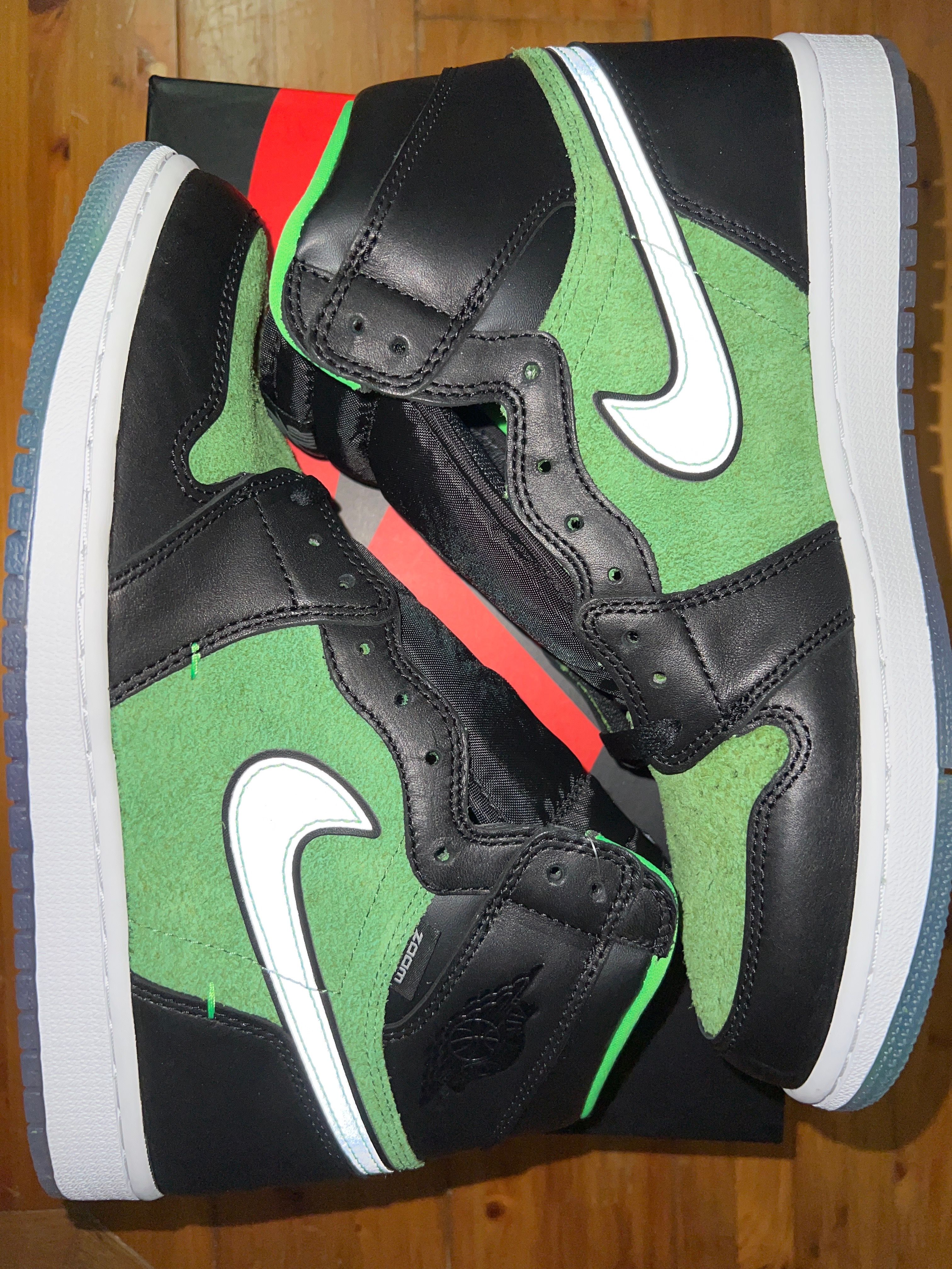 NIKE AIR JORDAN 1 HIGH ZOOM "RAGE GREEN"
