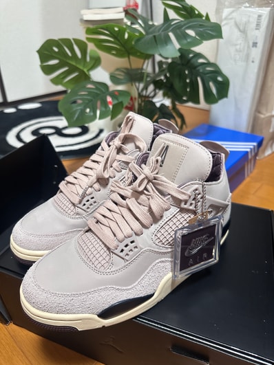 A Ma Maniere × Nike Women's Air Jordan 4 Retro OG SP "Fossil Stone/WYWS"