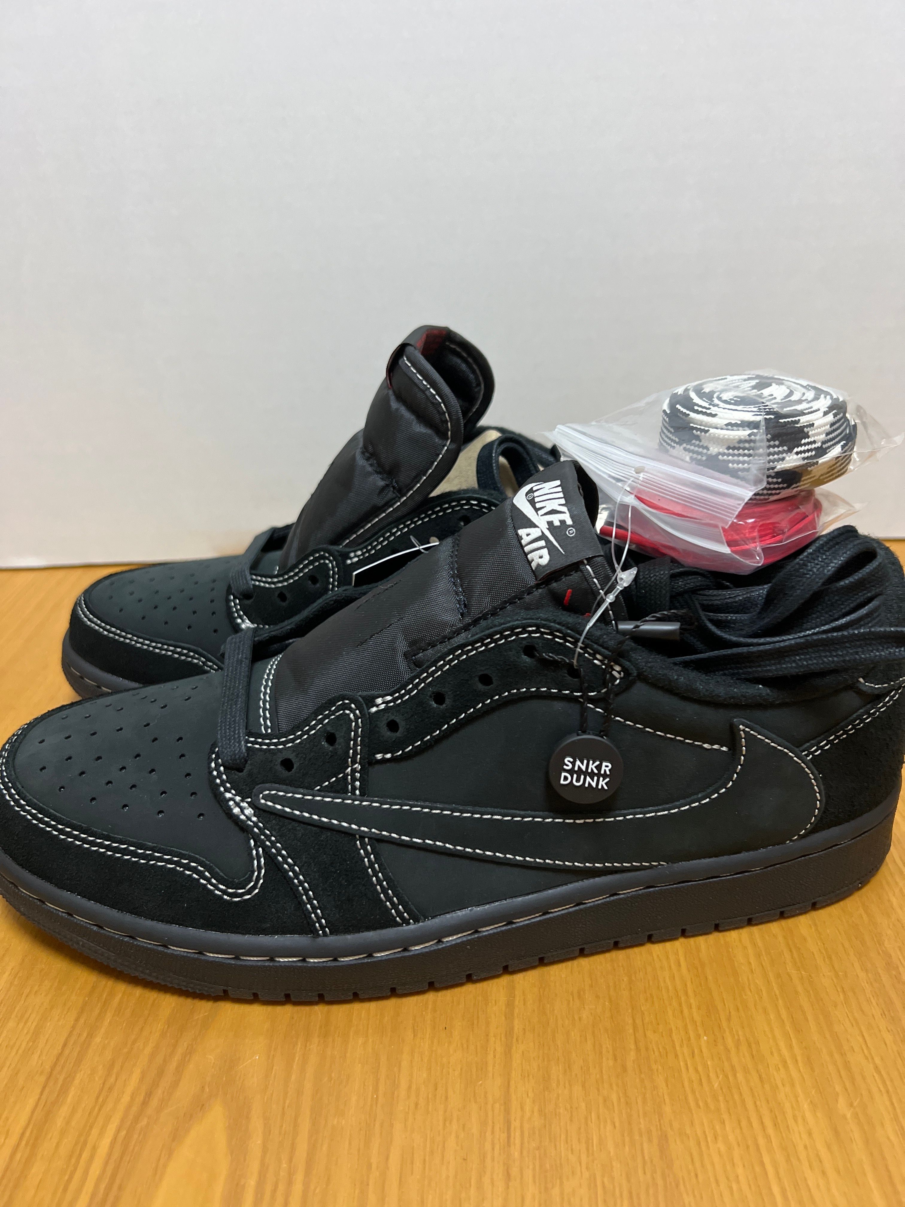 Travis Scott × Nike Air Jordan 1 Low OG SP "Black Phantom"