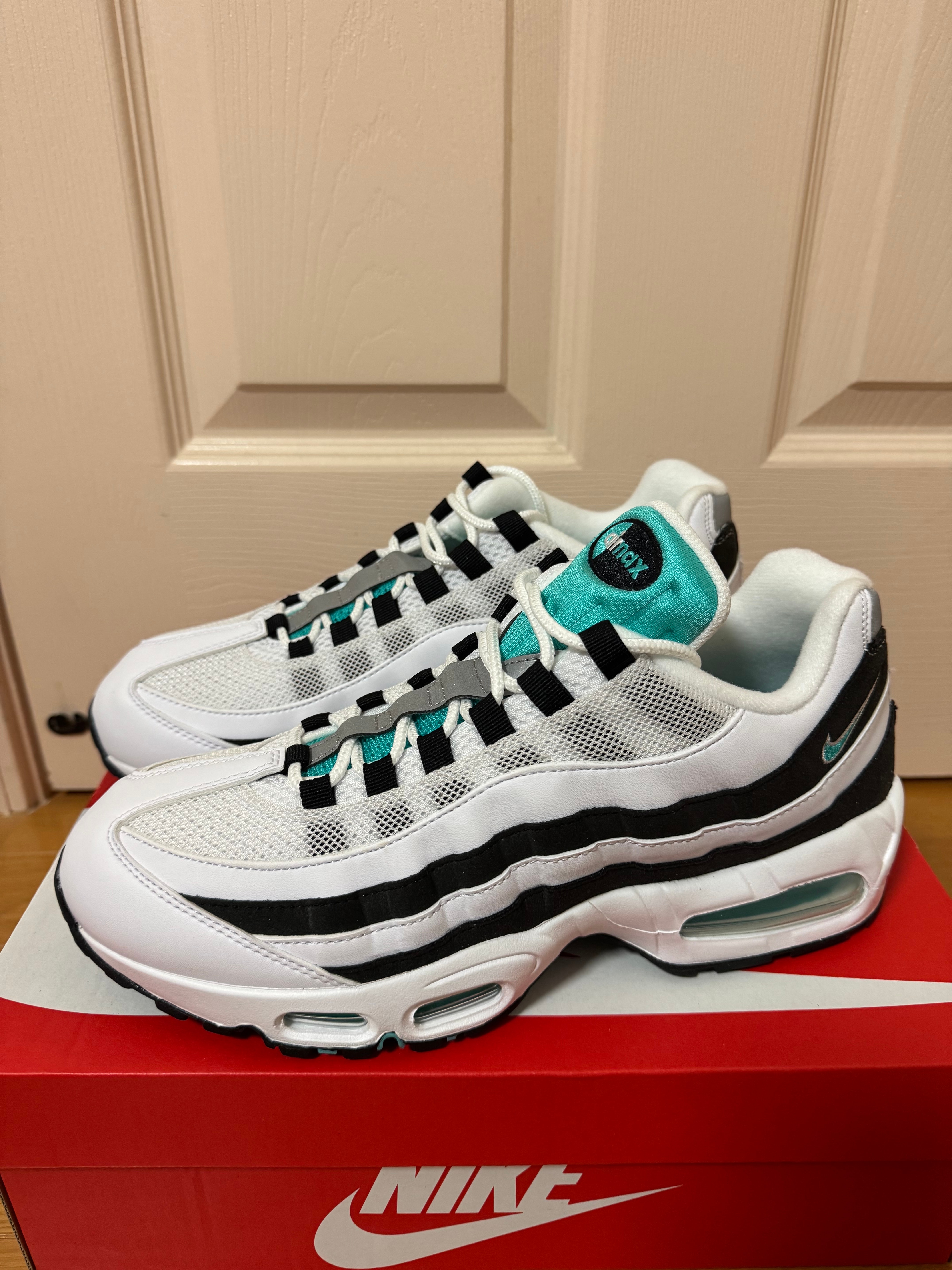 Nike Air Max 95 OG "White and Black"
