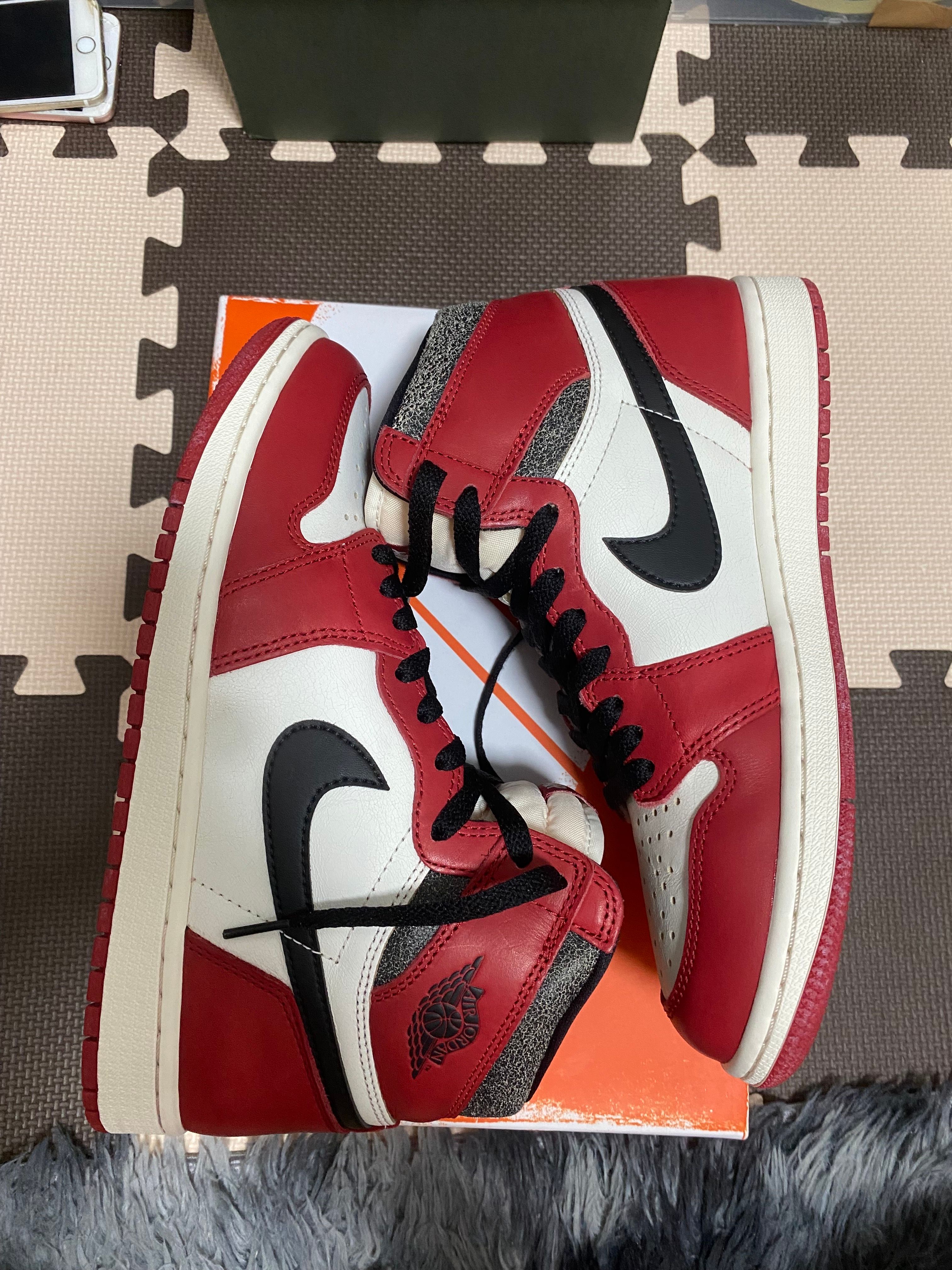 Nike Air Jordan 1 High OG "Lost & Found/Chicago"