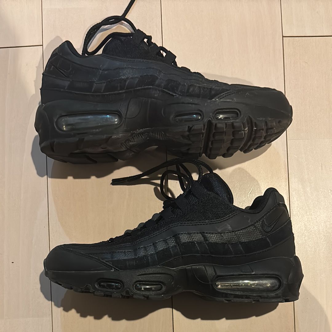 Nike Air Max 95 Essential "Black/Dark Grey/Black"