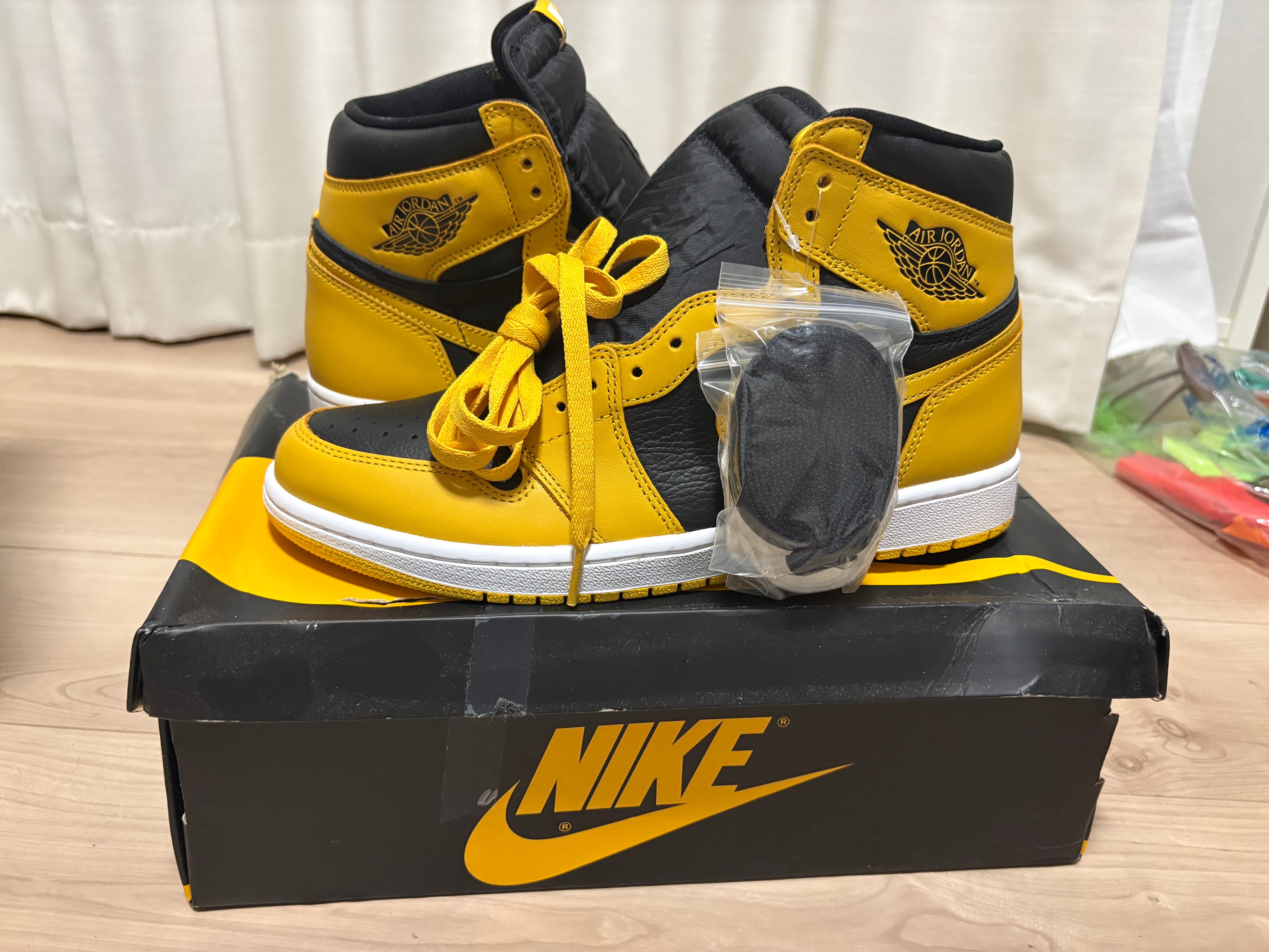 ナイキ エアジョーダン1 レトロ ハイ OG "タクシー"