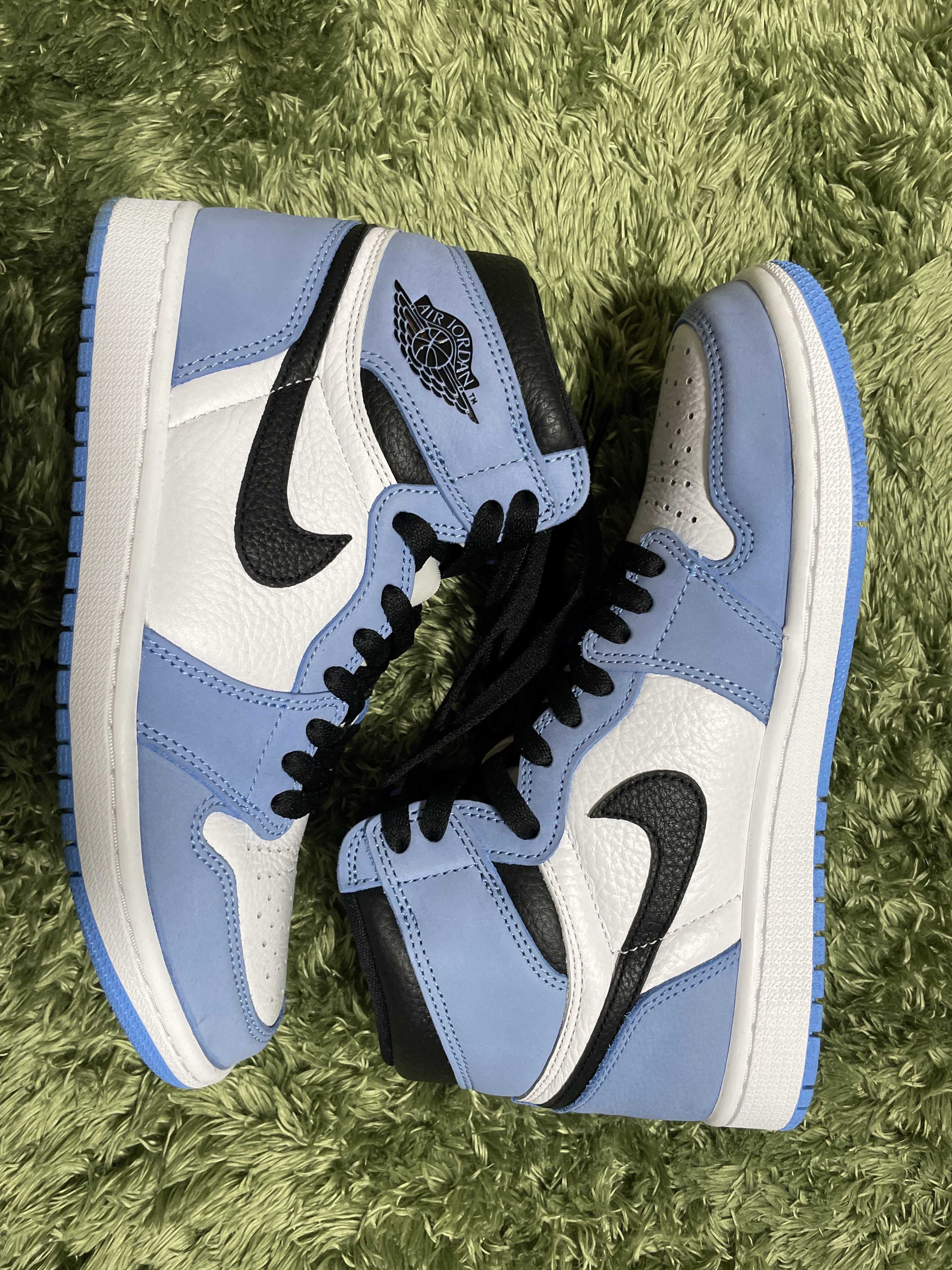Nike Air Jordan 1 High OG "University Blue"