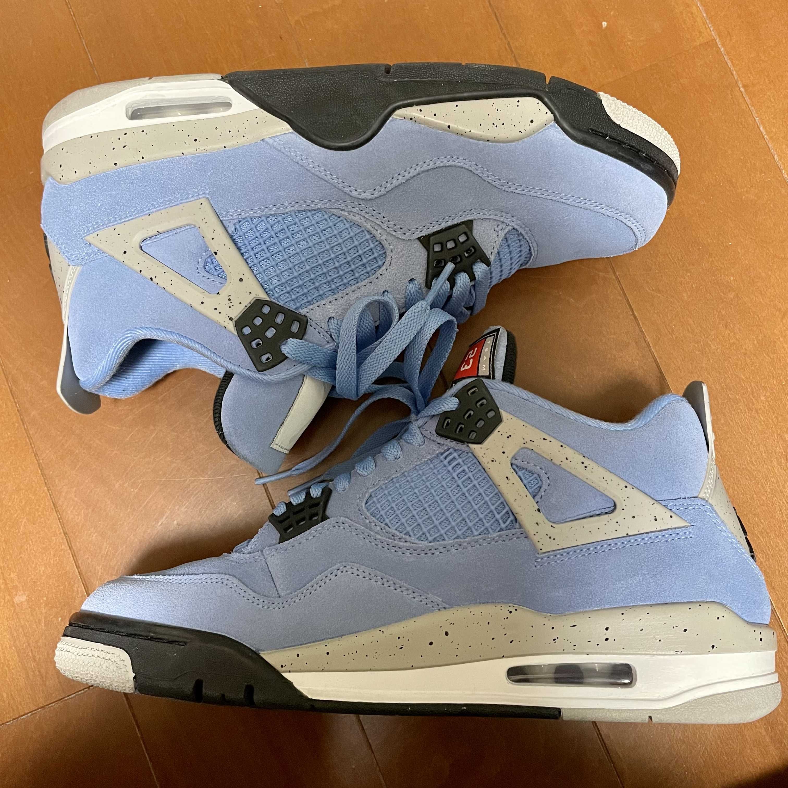 Nike Air Jordan 4 "University Blue"