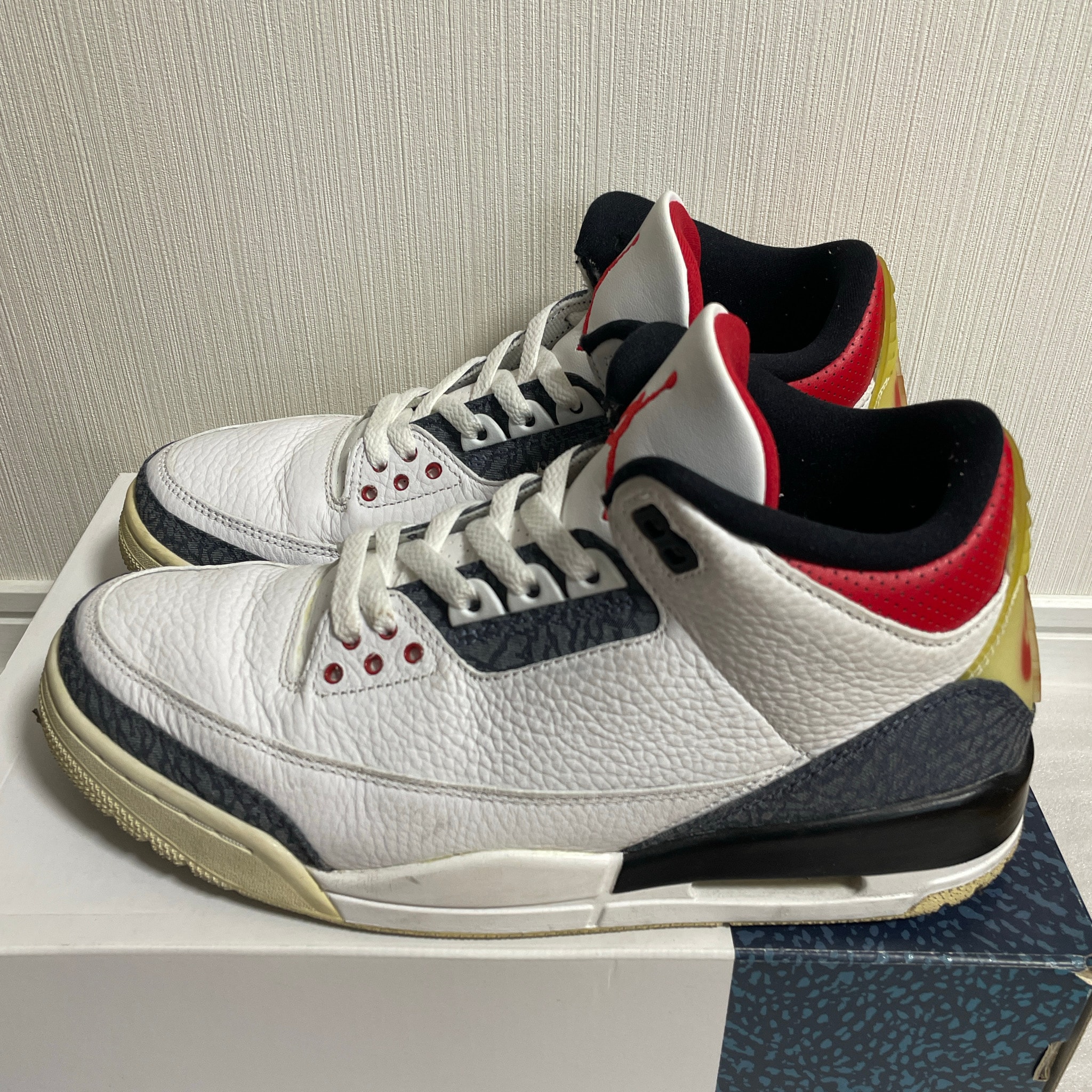 Nike Air Jordan 3 SE "Fire Red Denim" (2020)