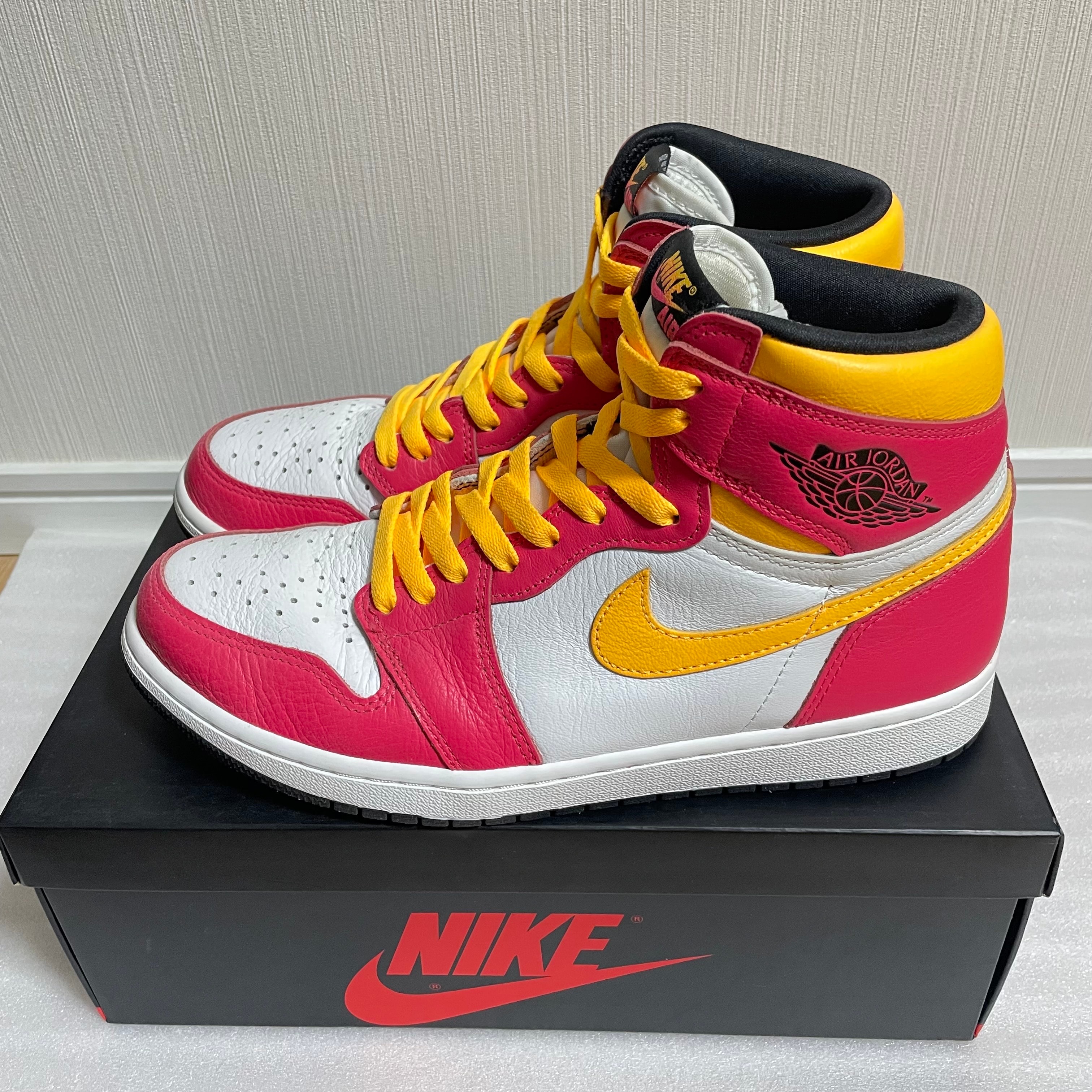 Nike Air Jordan 1 High OG "Light Fusion Red"