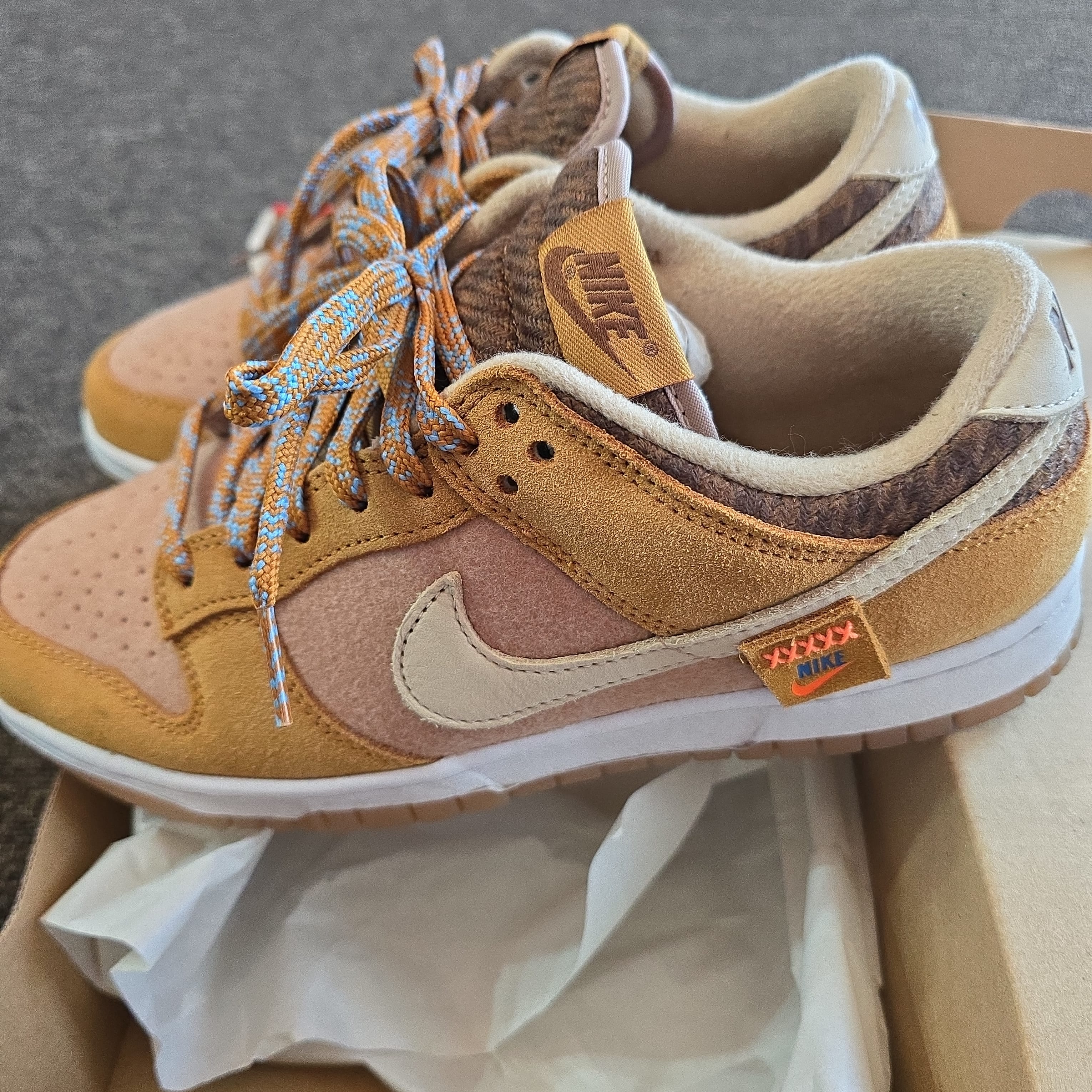 Nike Dunk Low Teddy Bear "Brown"