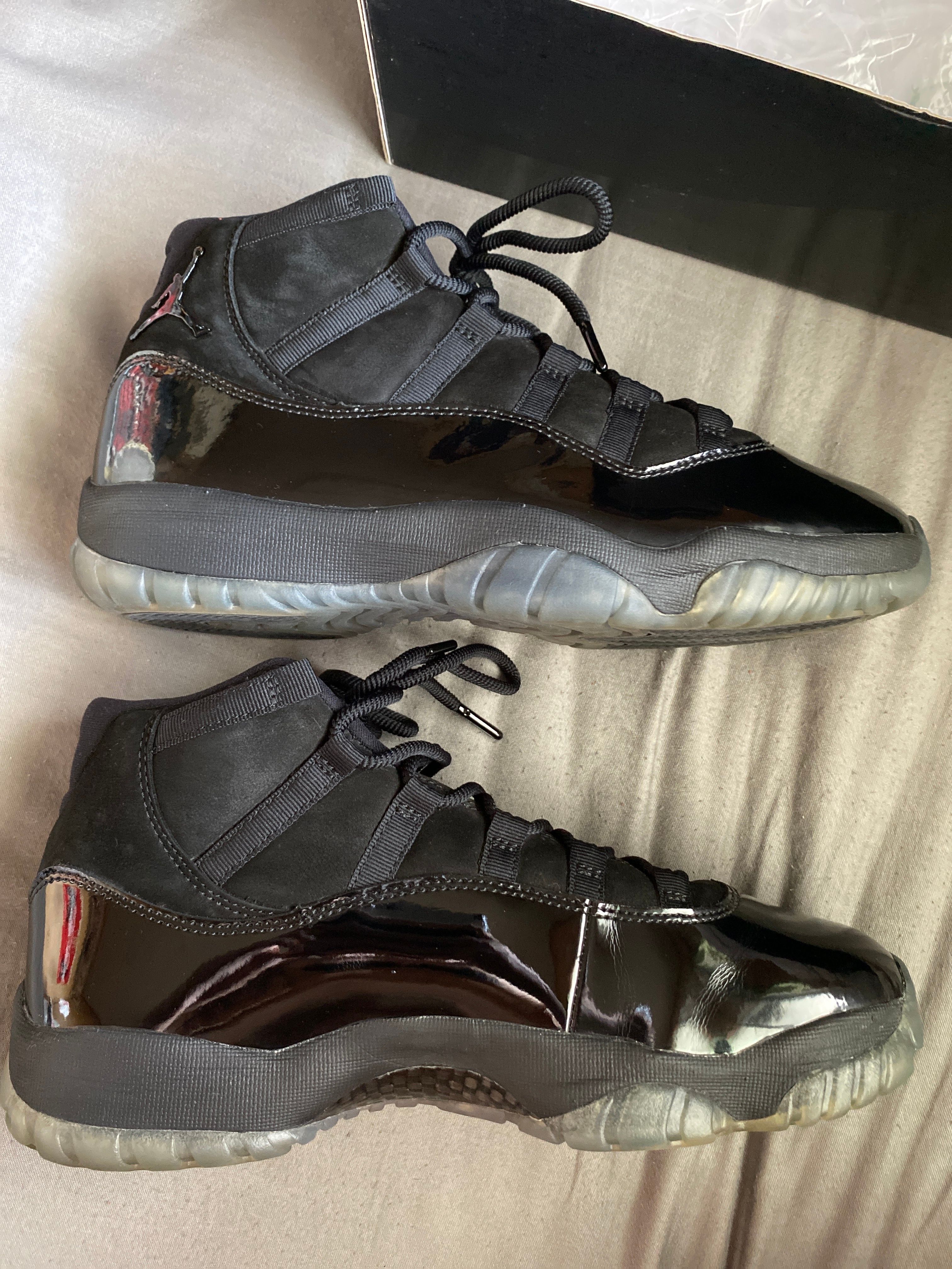 Nike Air Jordan 11 "Cap and Gown"