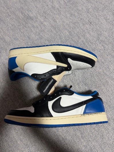 Travis Scott × fragment design × Nike Air Jordan 1 Low OG SP "Military Blue"