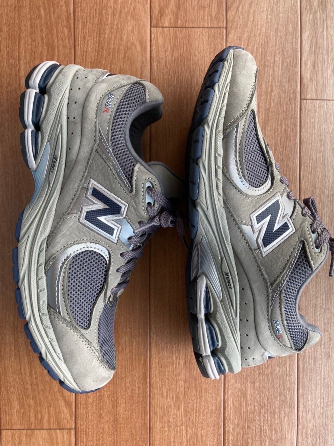 New Balance 2002R "Gray"