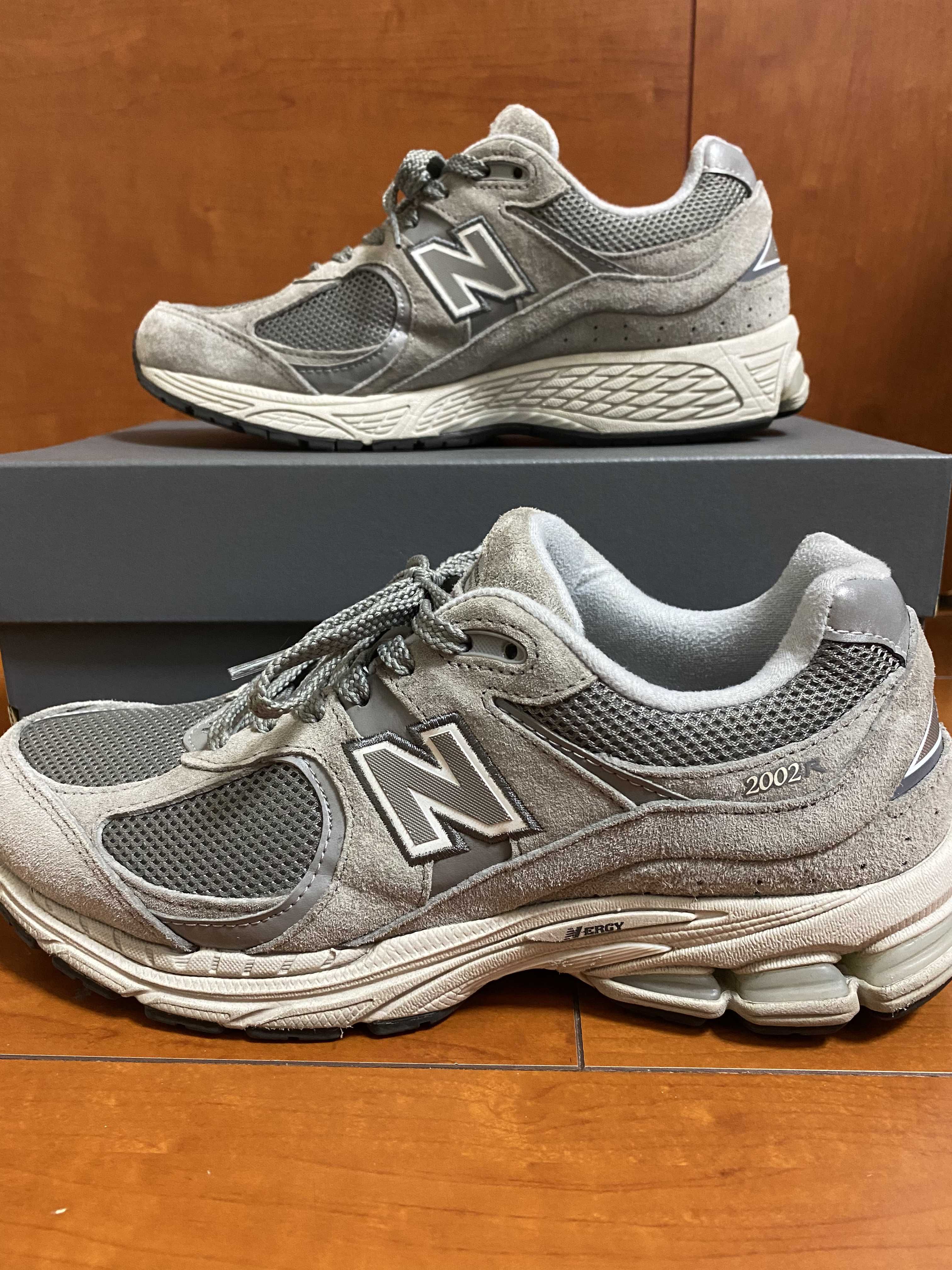 New Balance 2002R "Marblehead/Light Aluminum"
