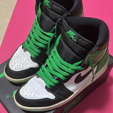 Nike Air Jordan 1 Retro High OG "Celtics/Black and Lucky Green" (2023)