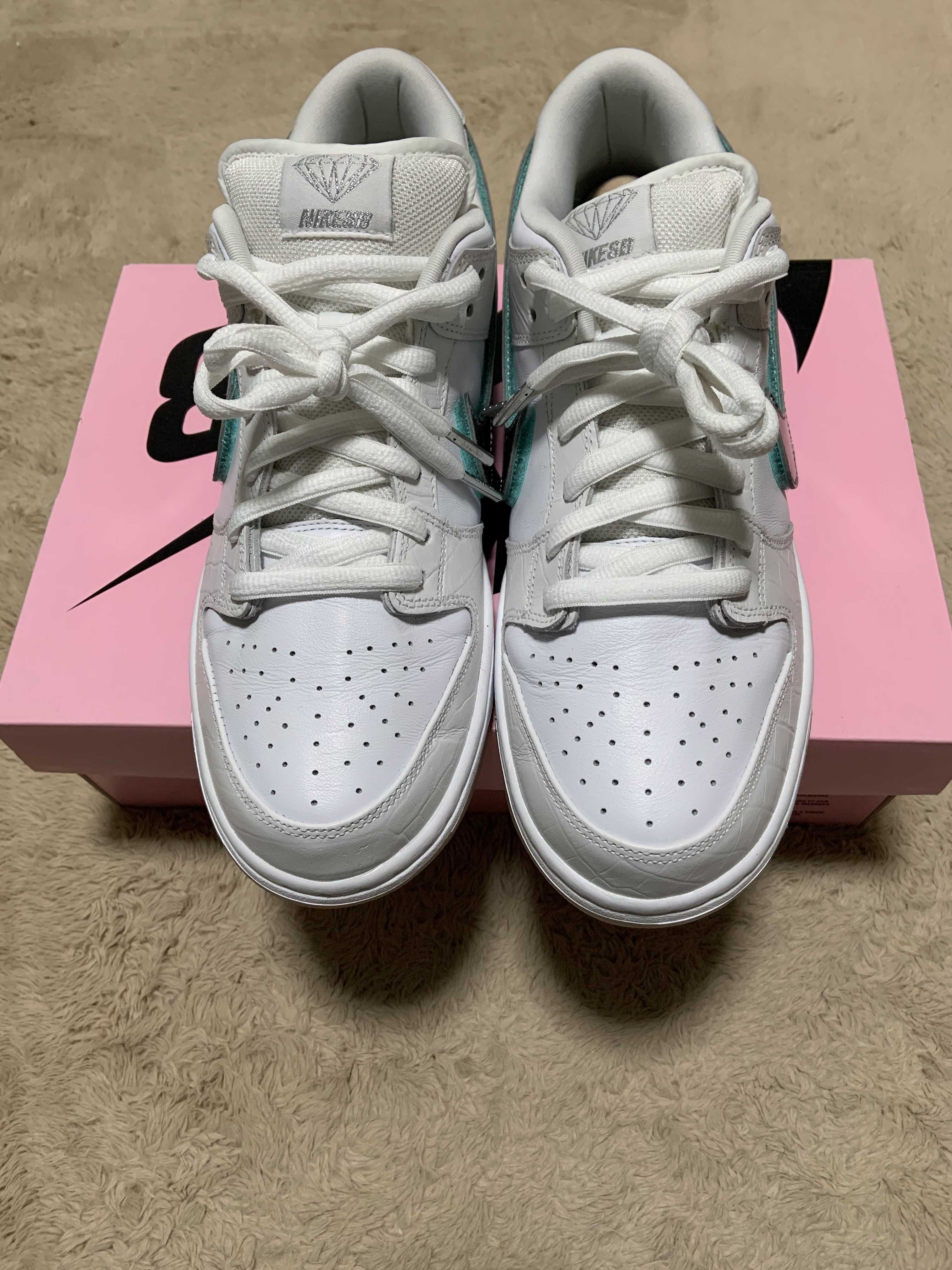 Diamond Supply Co. × Nike SB Dunk Low Pro "White"