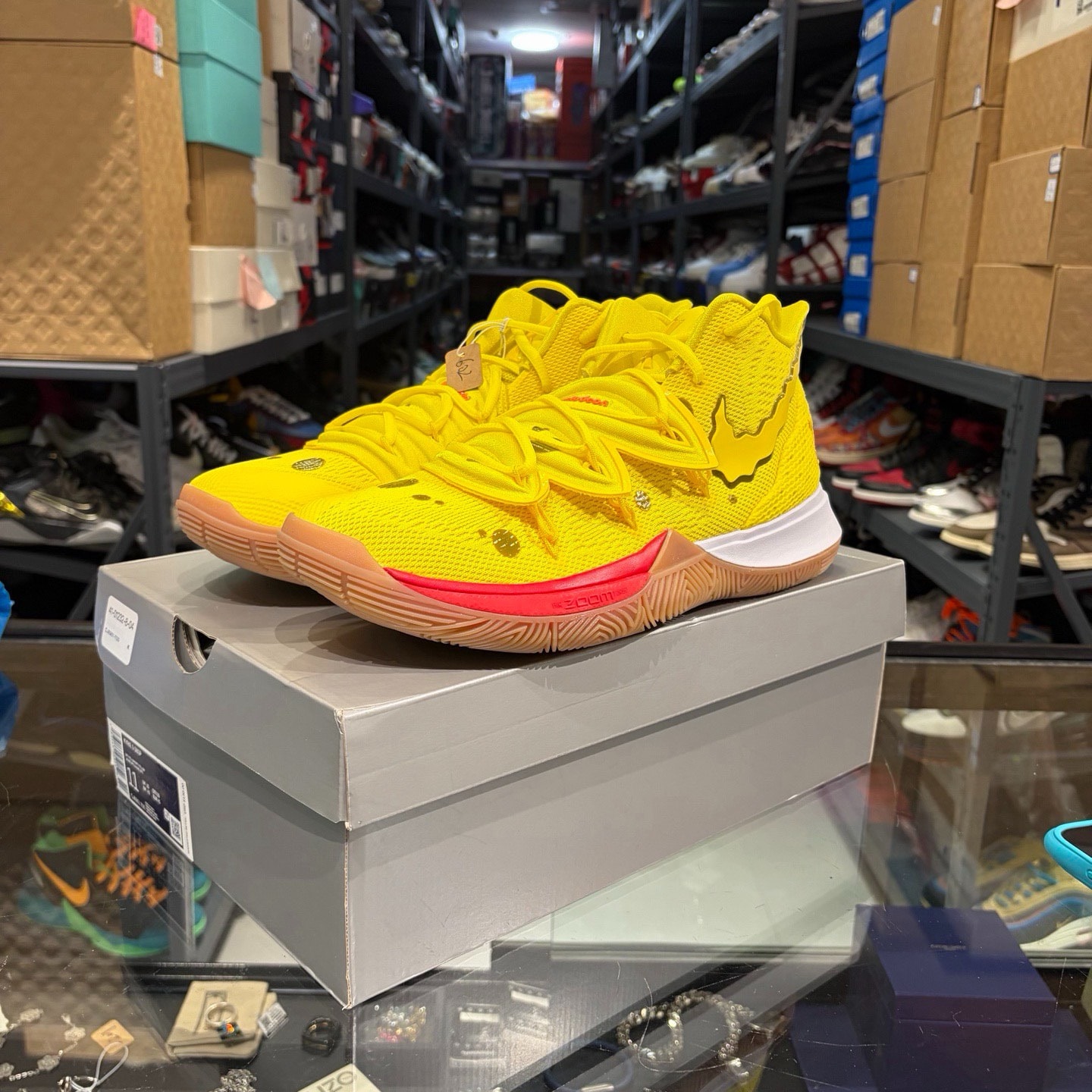 Nike Kyrie 5 "Spongebob Squarepants"