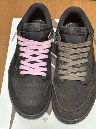 Travis Scott × Nike Air Jordan 1 Low OG SP "Velvet Brown and Dark Mocha"