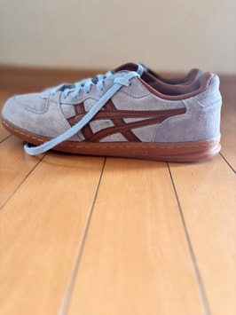 ヘイ × アシックス スカイハンド OG "シャンブレーブルー/トータスシェル"