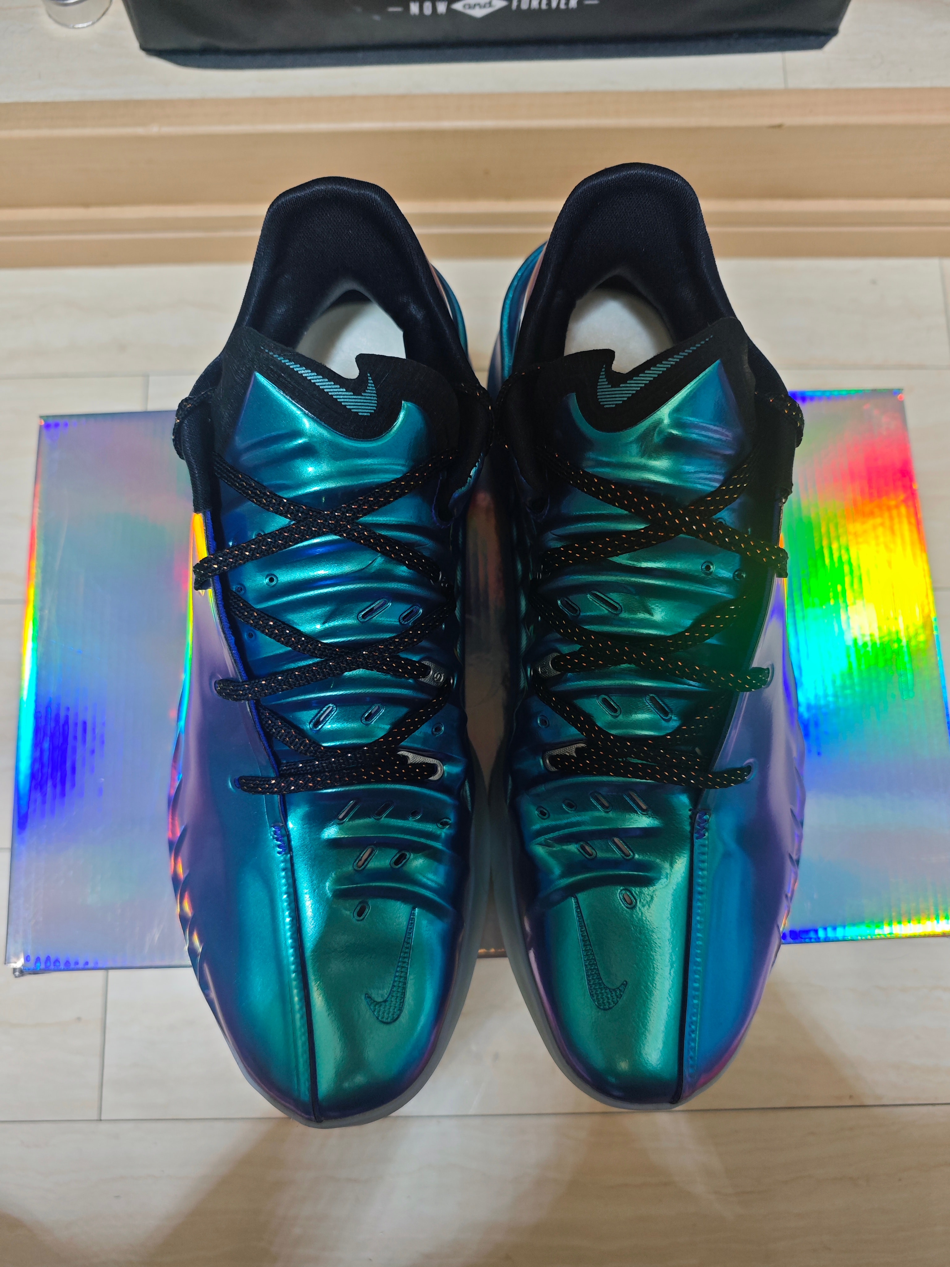 ナイキ GTカット (NIKE GT Cut) の新作・中古通販｜スニーカーダンク