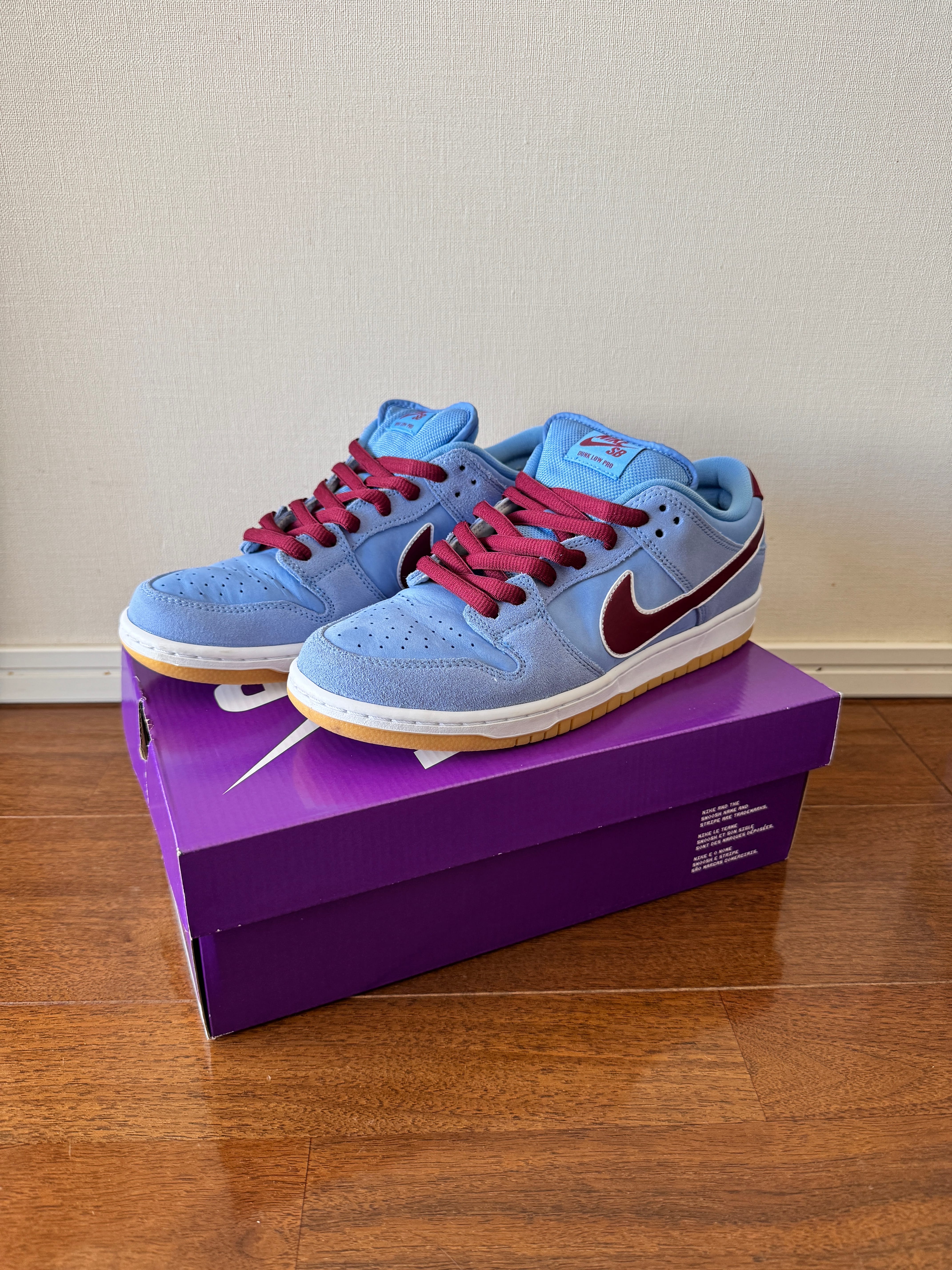 Nike SB Dunk Low Pro "Philadelphia Phillies/Valor Blue and Team Maroon"