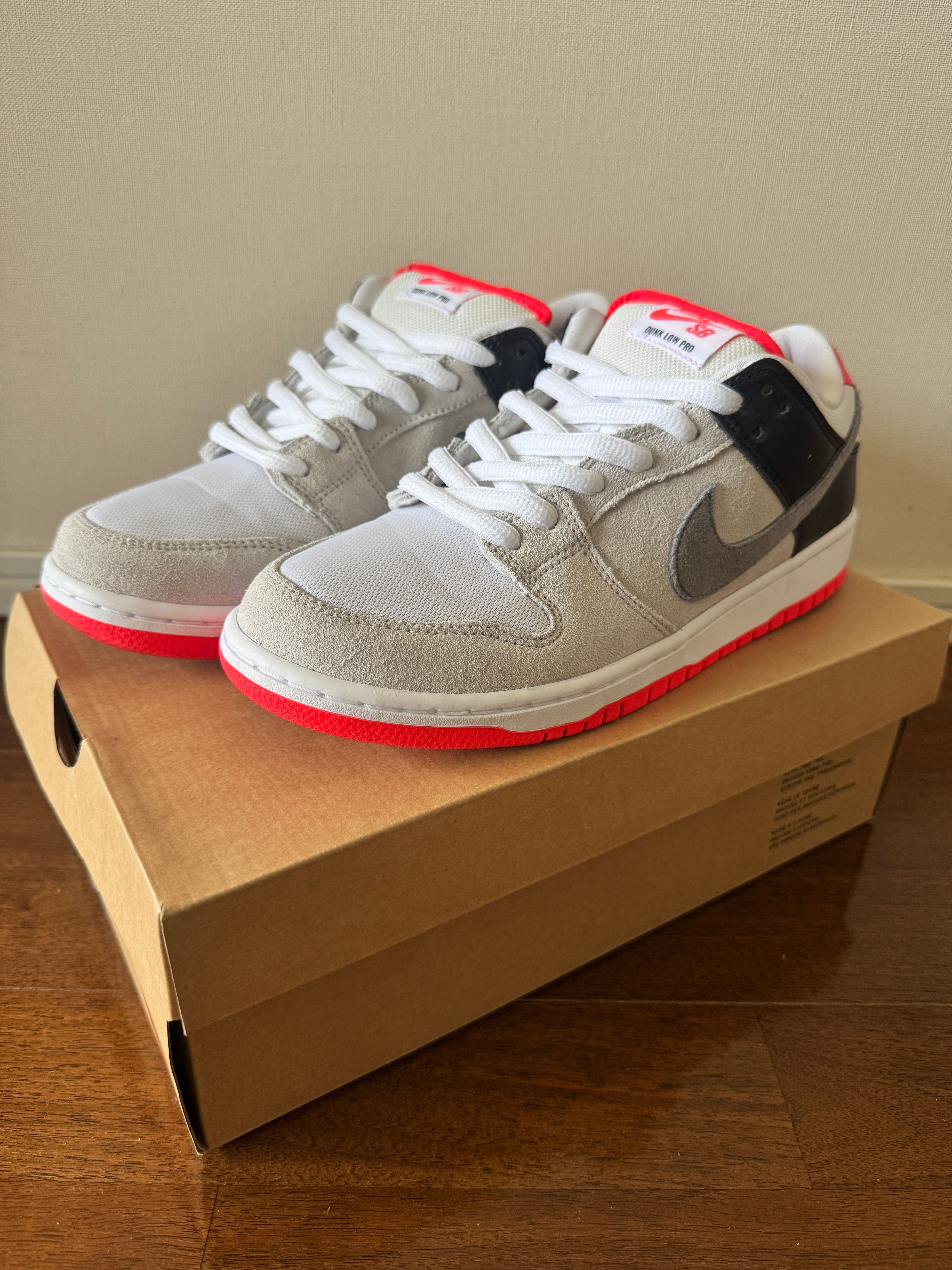 Nike SB Dunk Low "Infrared"