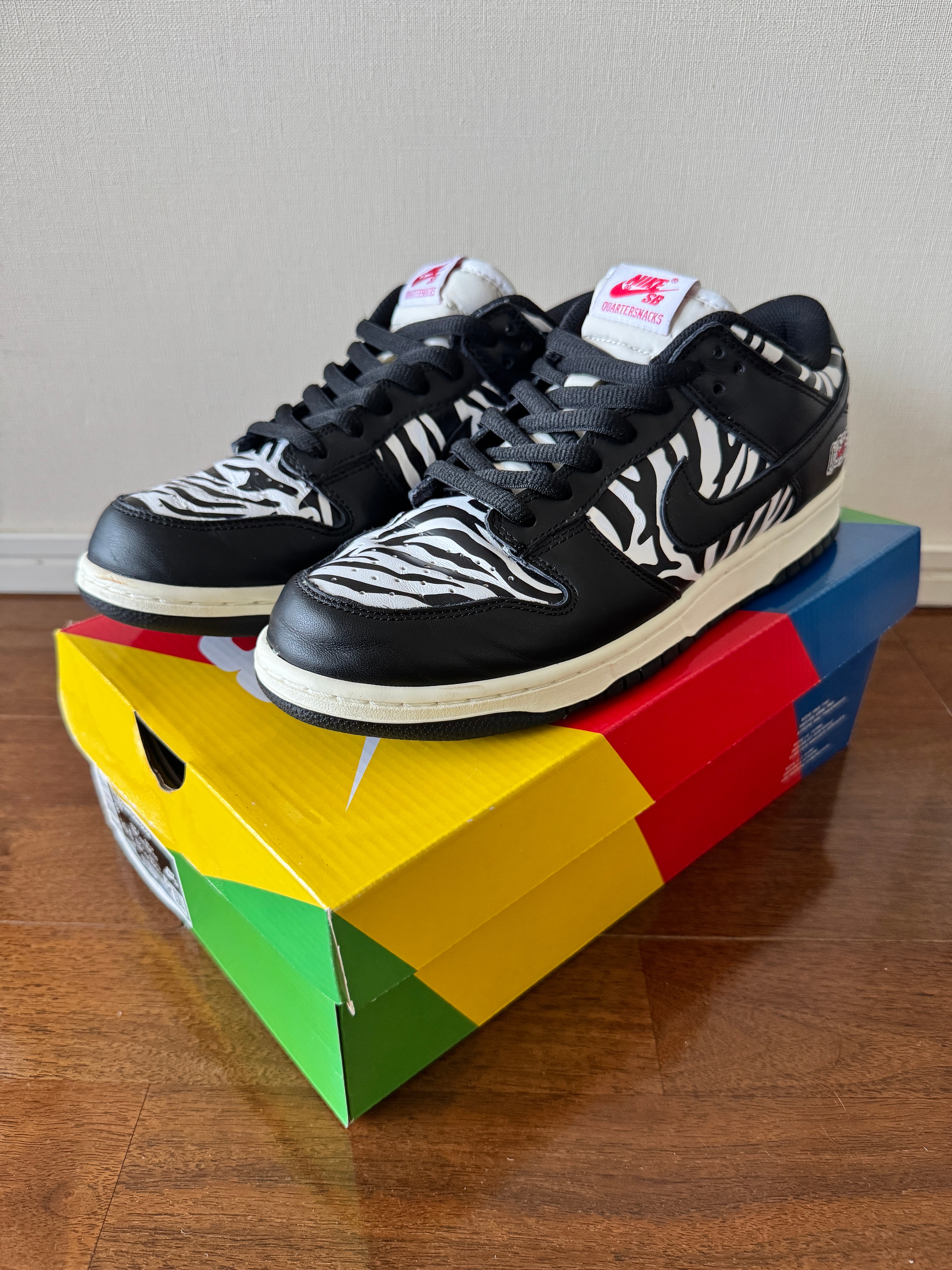 Quartersnacks × Nike SB Dunk Low 