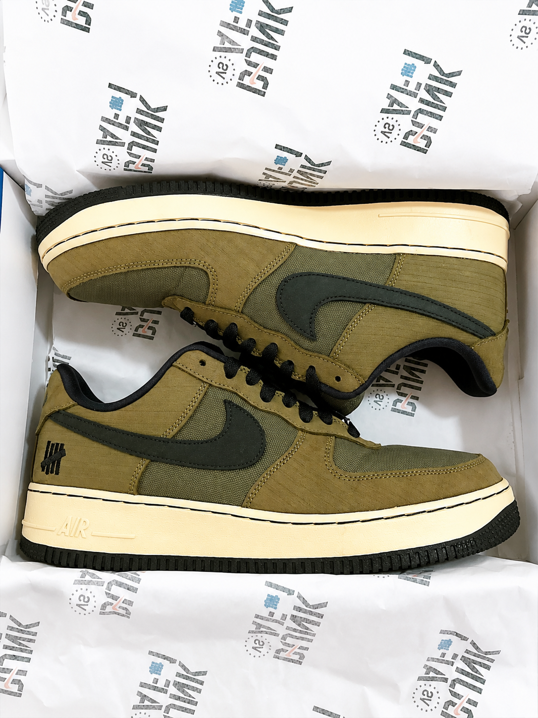 UNDEFEATED × Nike Air Force 1 Low "Olive"