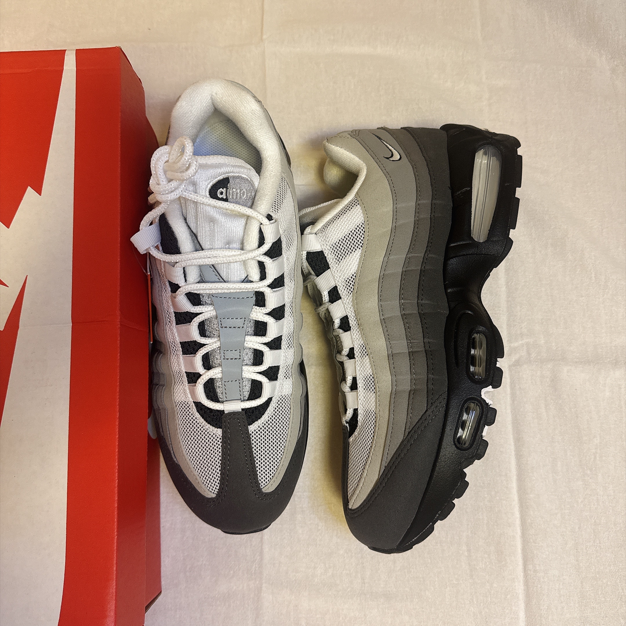 Nike Air Max 95 OG Big Bubble "Granite" (2026)