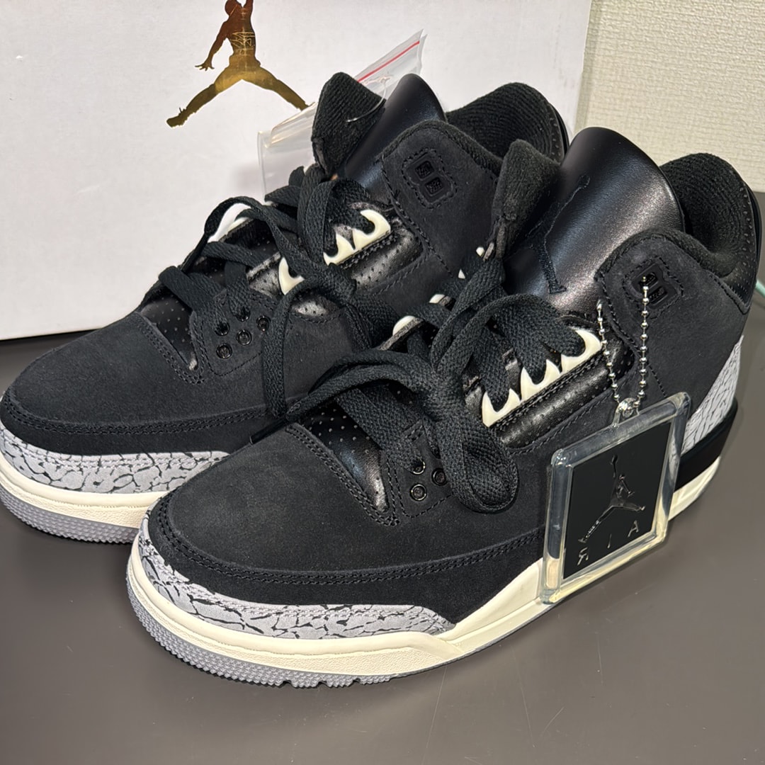 ナイキ ウィメンズ エアジョーダン3 レトロ "オフノアール"