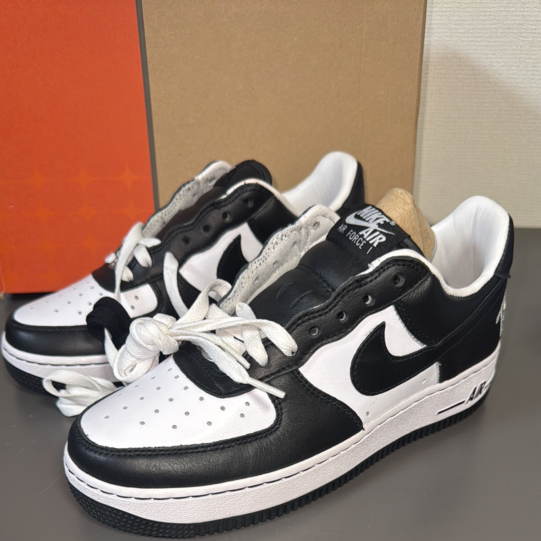 スニーカーダンク(スニダン) | 人気新作のスニーカー、トレカ、注目