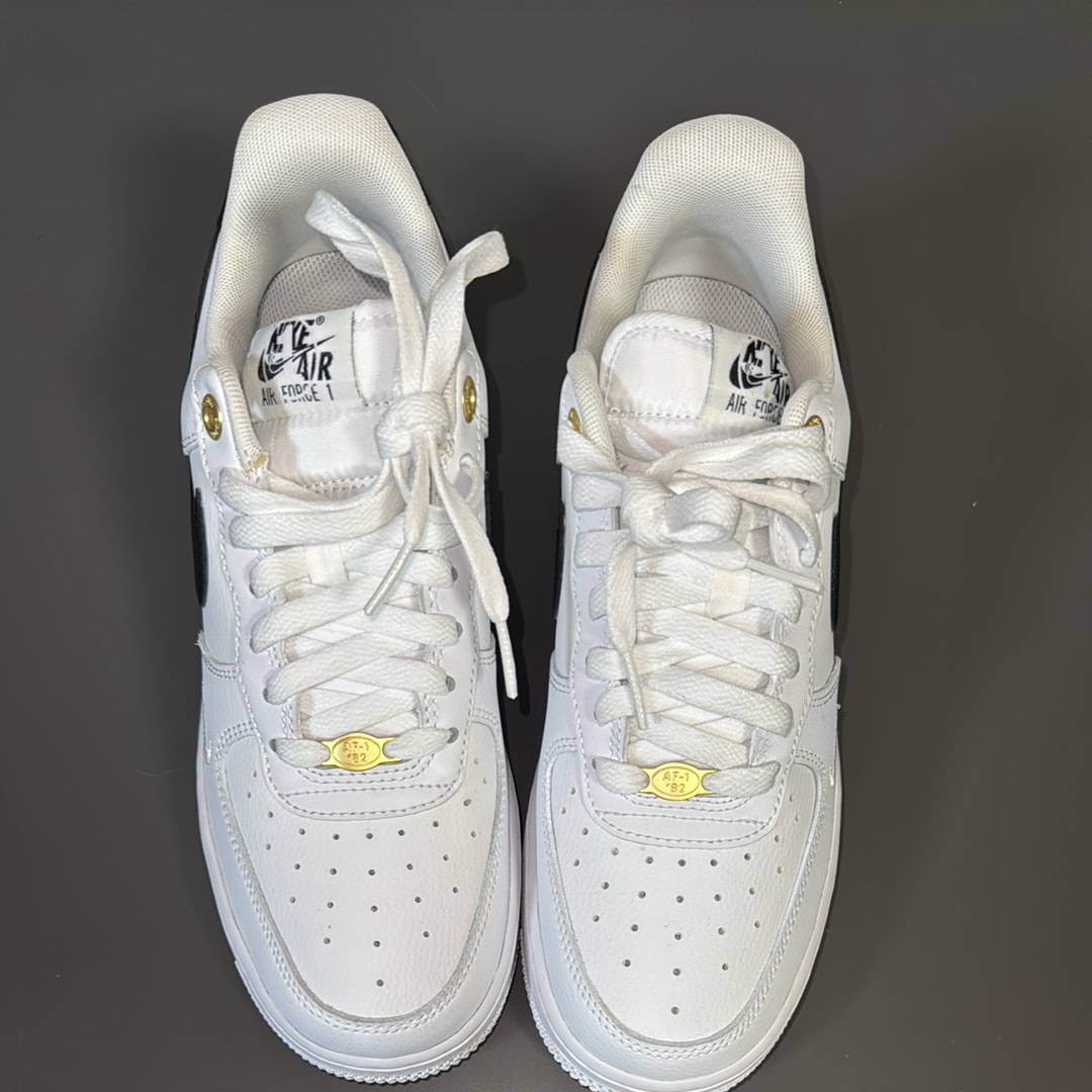 Nike Air Force 1 Low '07 LV8 40th Anniversary "Black/White-Metallic Gold"