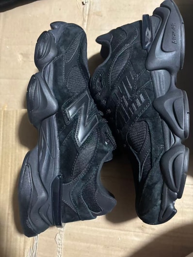 New Balance 9060 "Triple Black"
