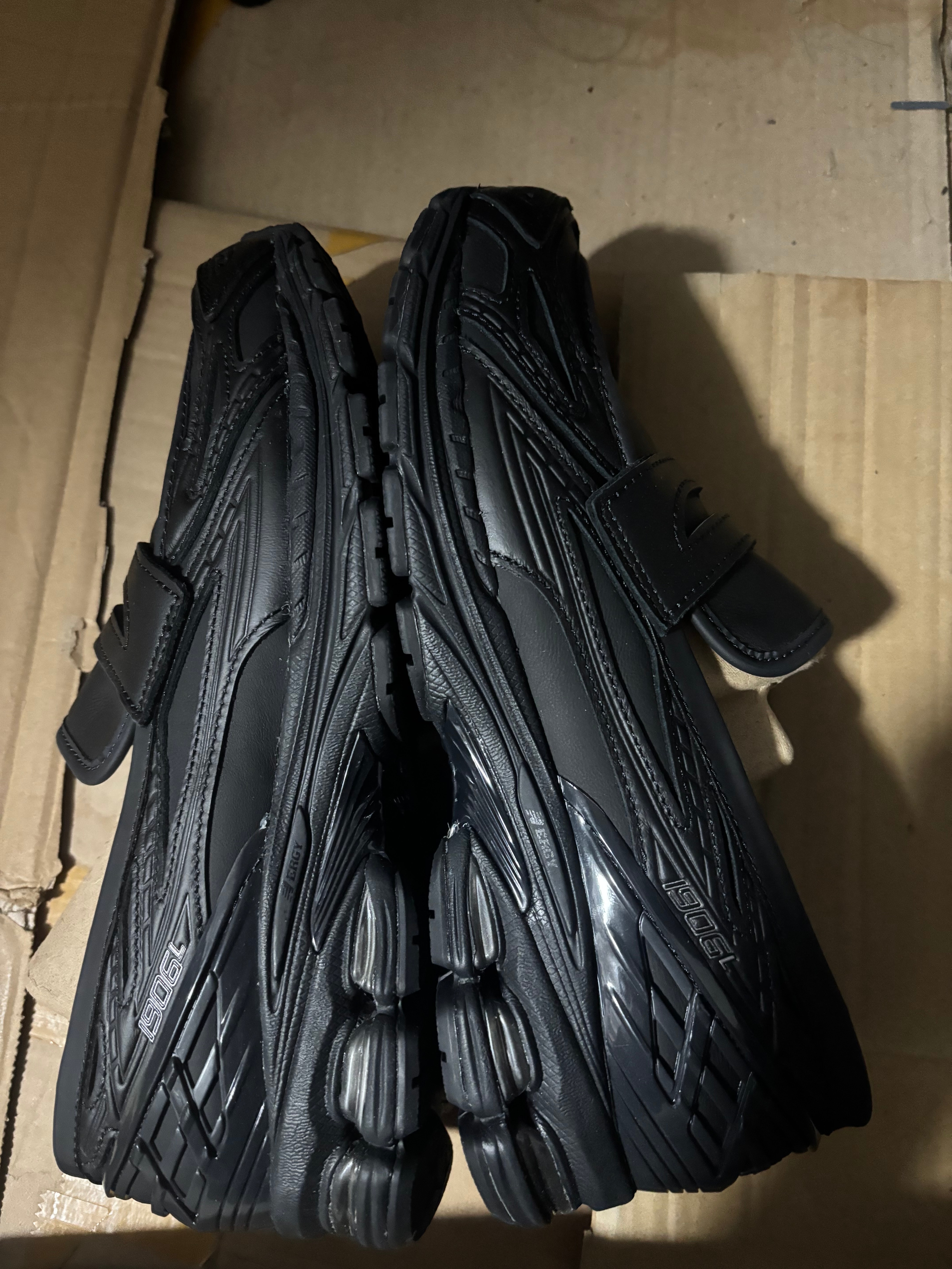 New Balance 1906L "Triple Black"