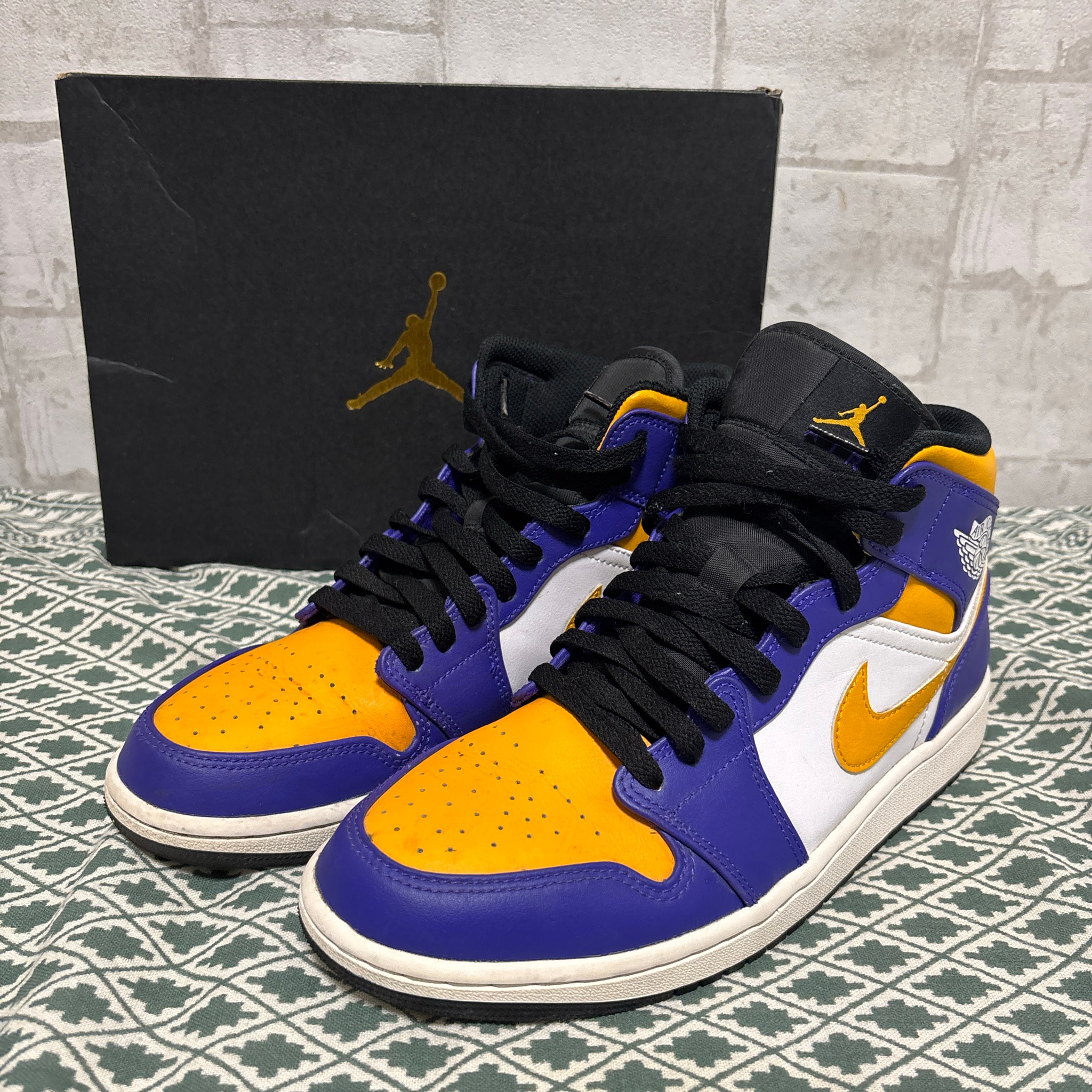 Nike Air Jordan 1 Mid "Lakers"