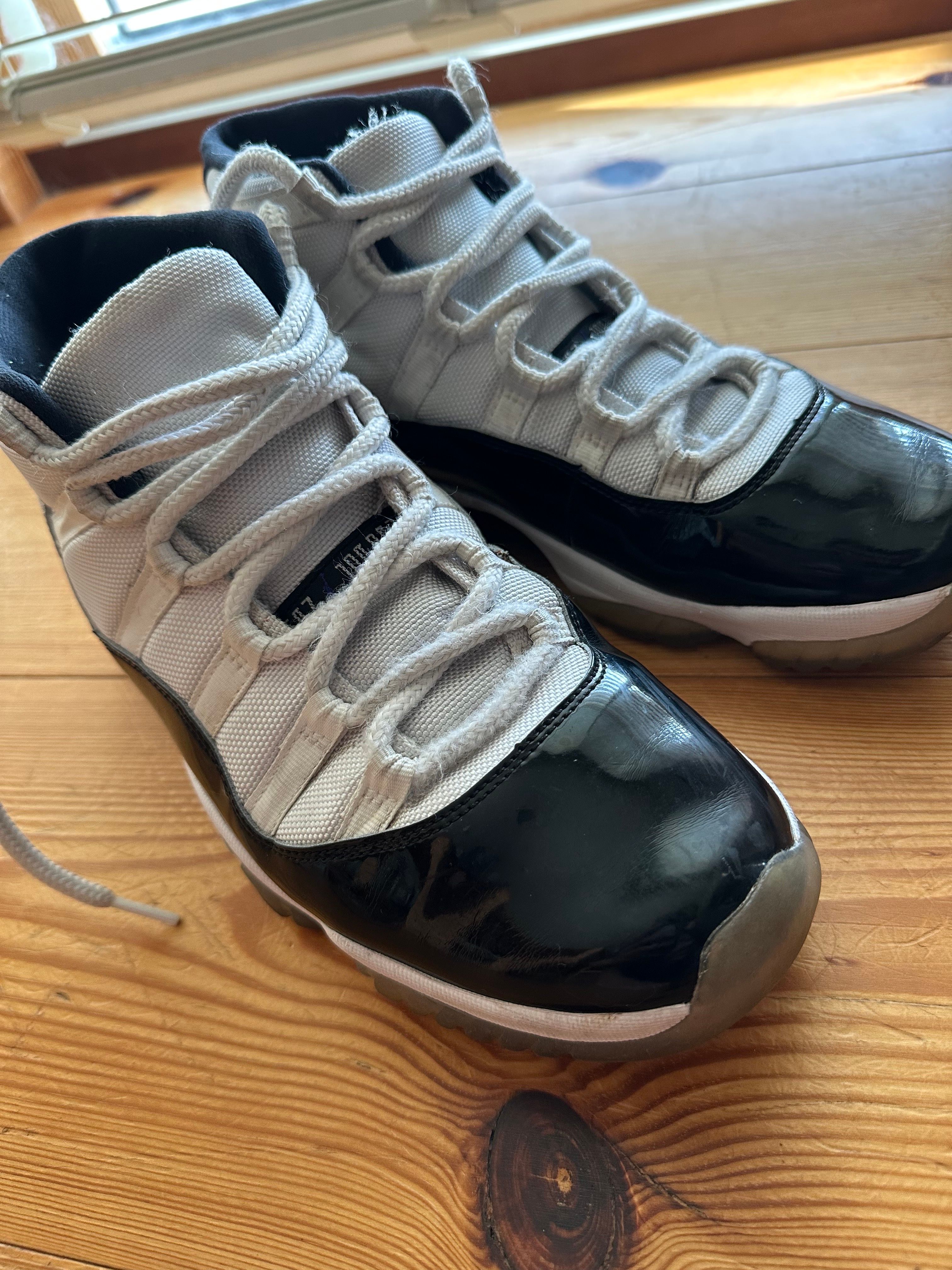 Nike Air Jordan 11 Retro "Concord" (2018)