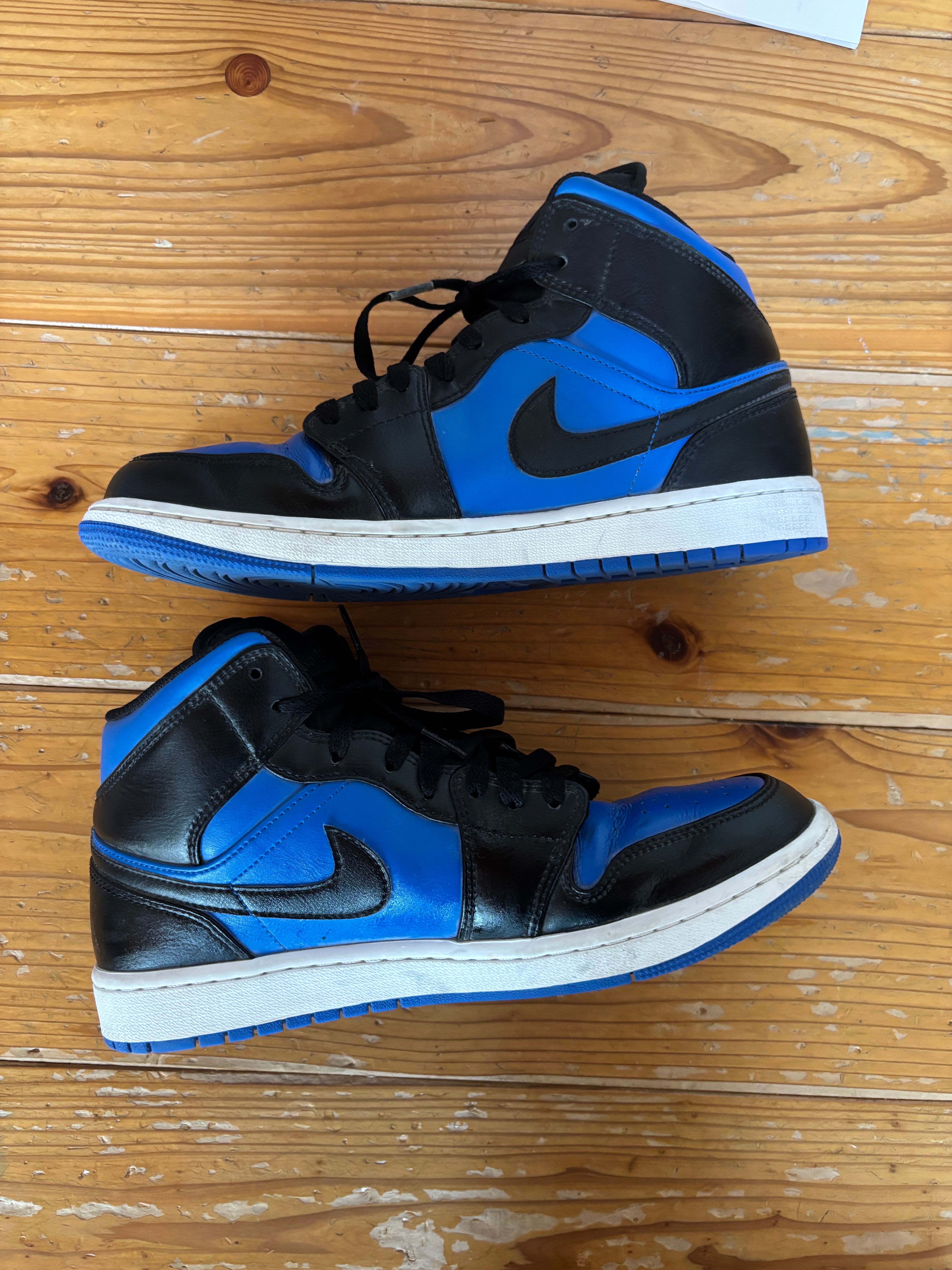 Nike Air Jordan 1 Mid "Black/White/Royal Blue"