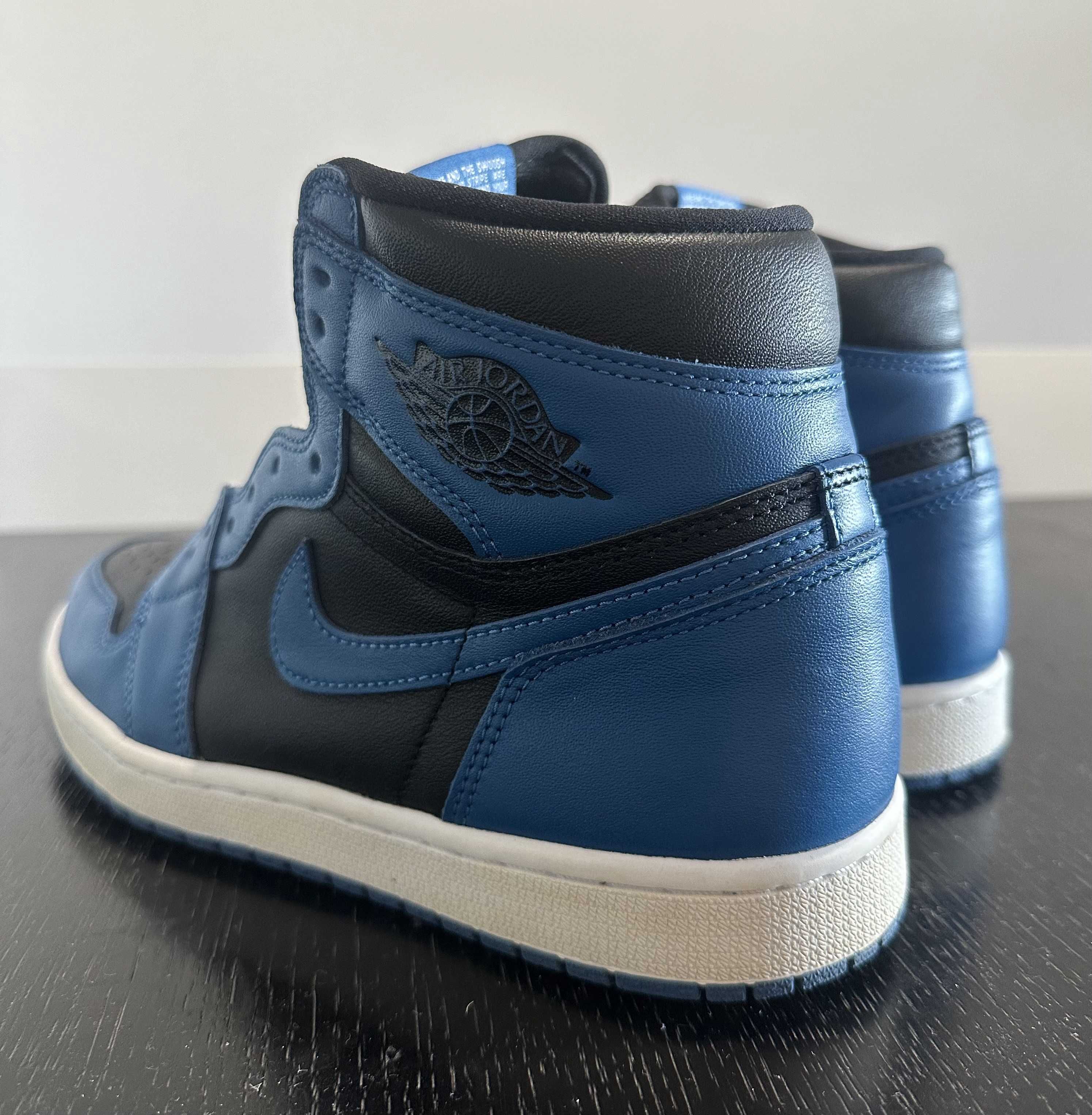 Nike Air Jordan 1 Retro High OG "Dark Marina Blue"