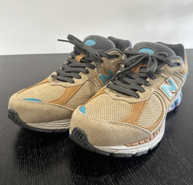 New Balance 2002R "Beige/Purple"