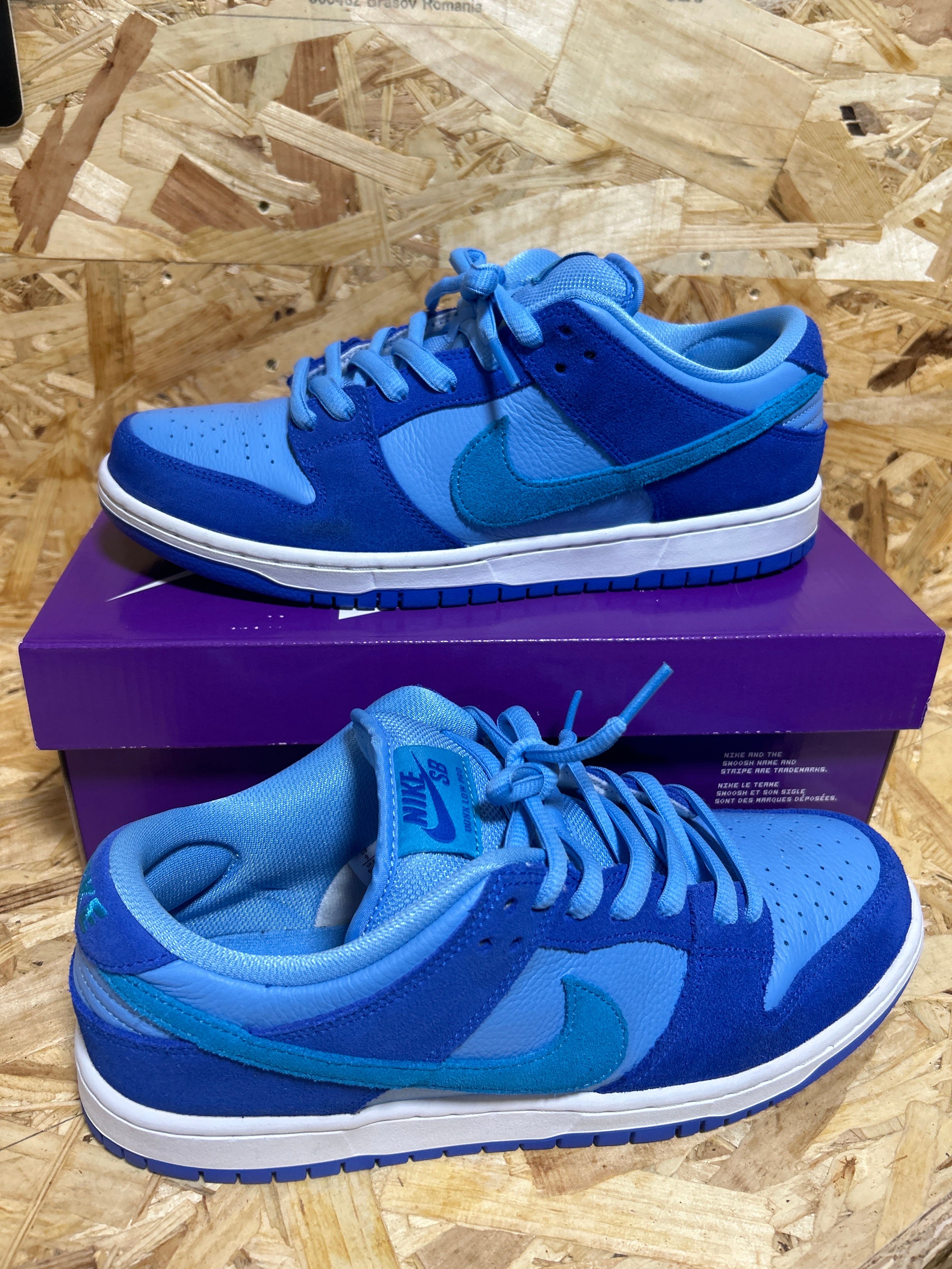 Nike SB Dunk Low "Blue Raspberry"