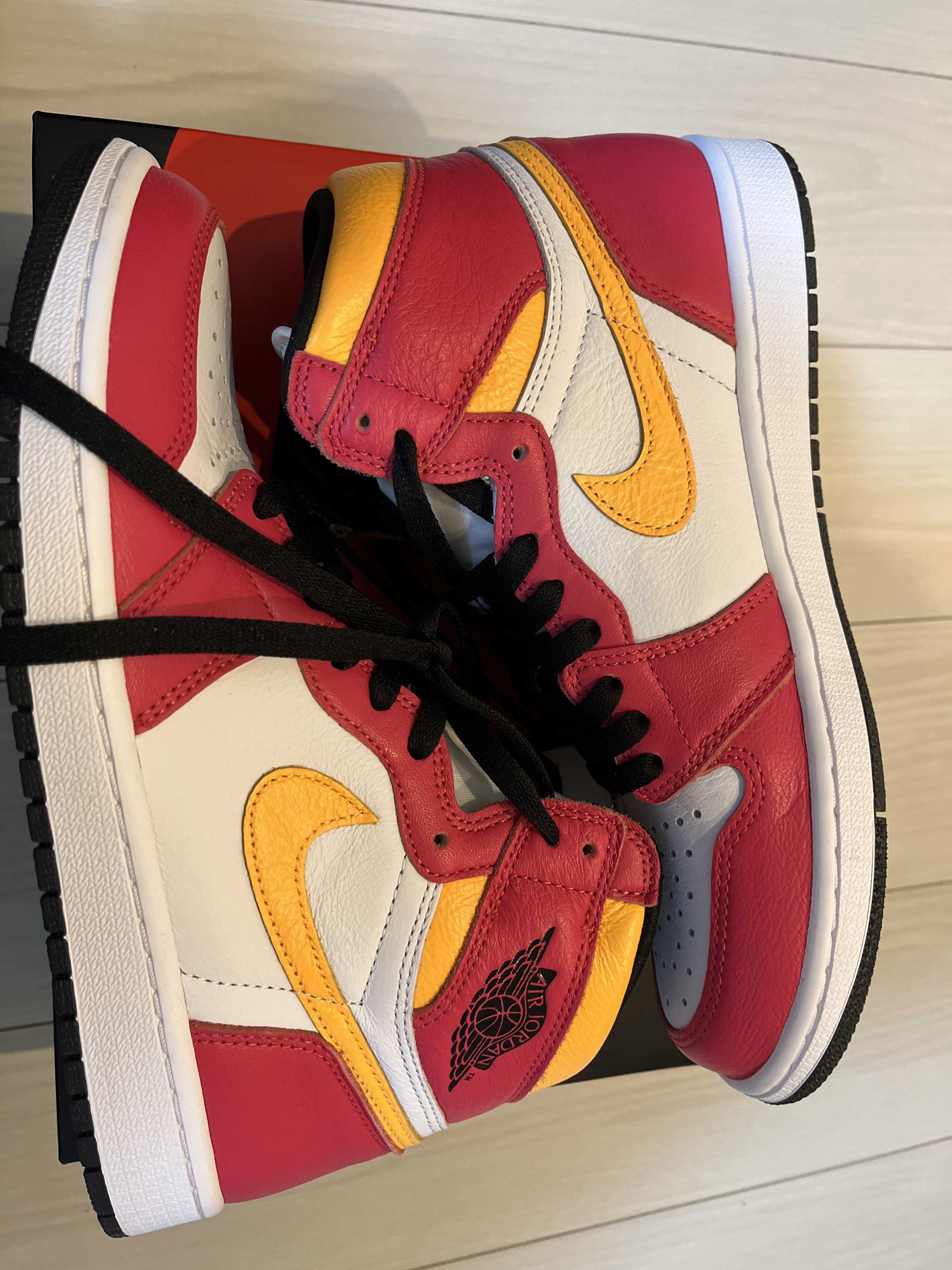 Nike Air Jordan 1 High OG "Light Fusion Red"