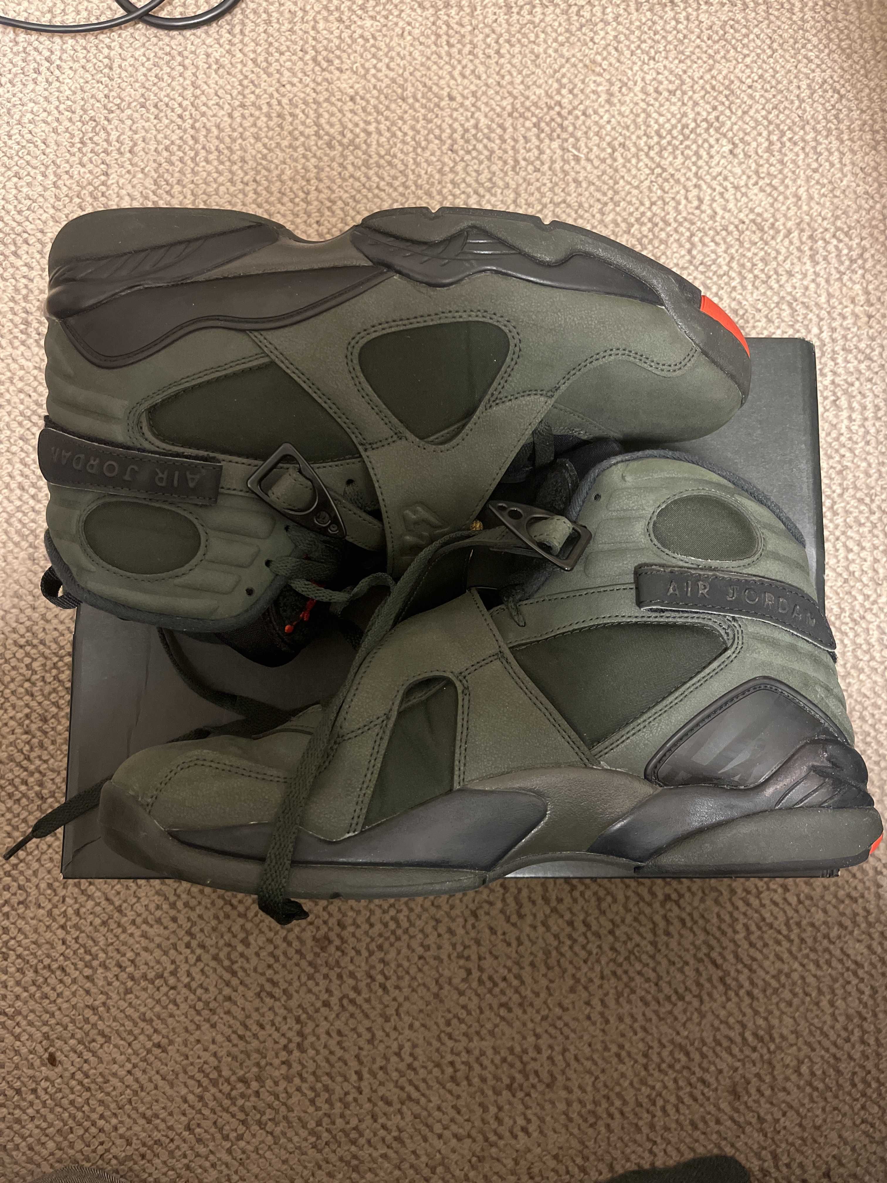 UNDEFEATED × Nike Air Jordan 8 Retro "Take Flight"